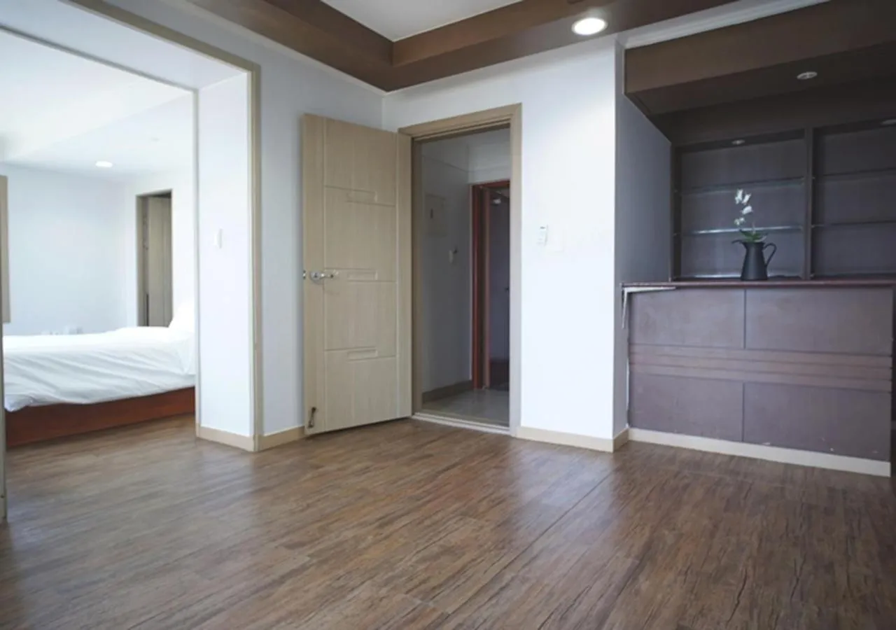 Photo of the whole room, Bed in Navis Hotel