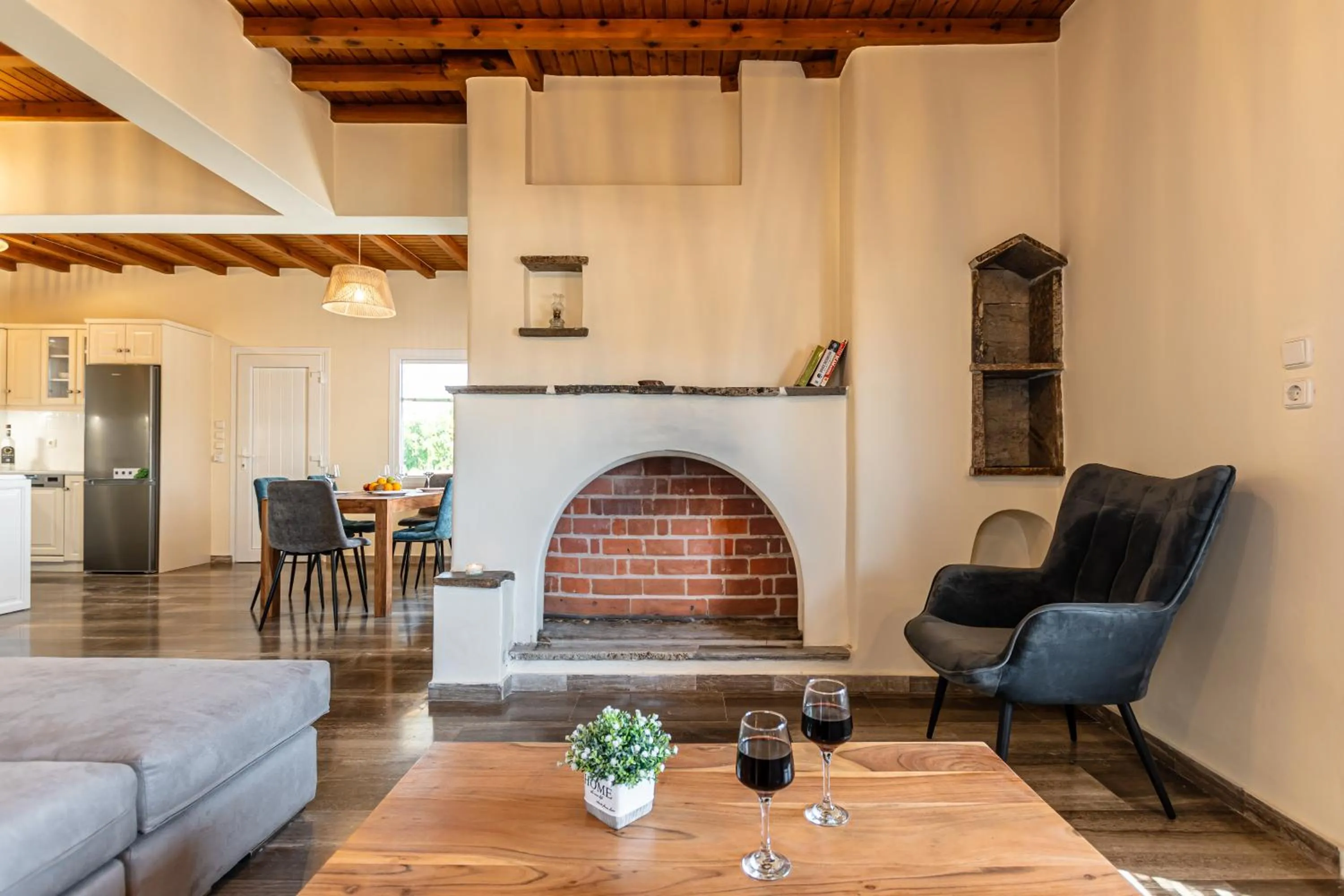 Living room in Naxian Queen Luxury Villas & Suites