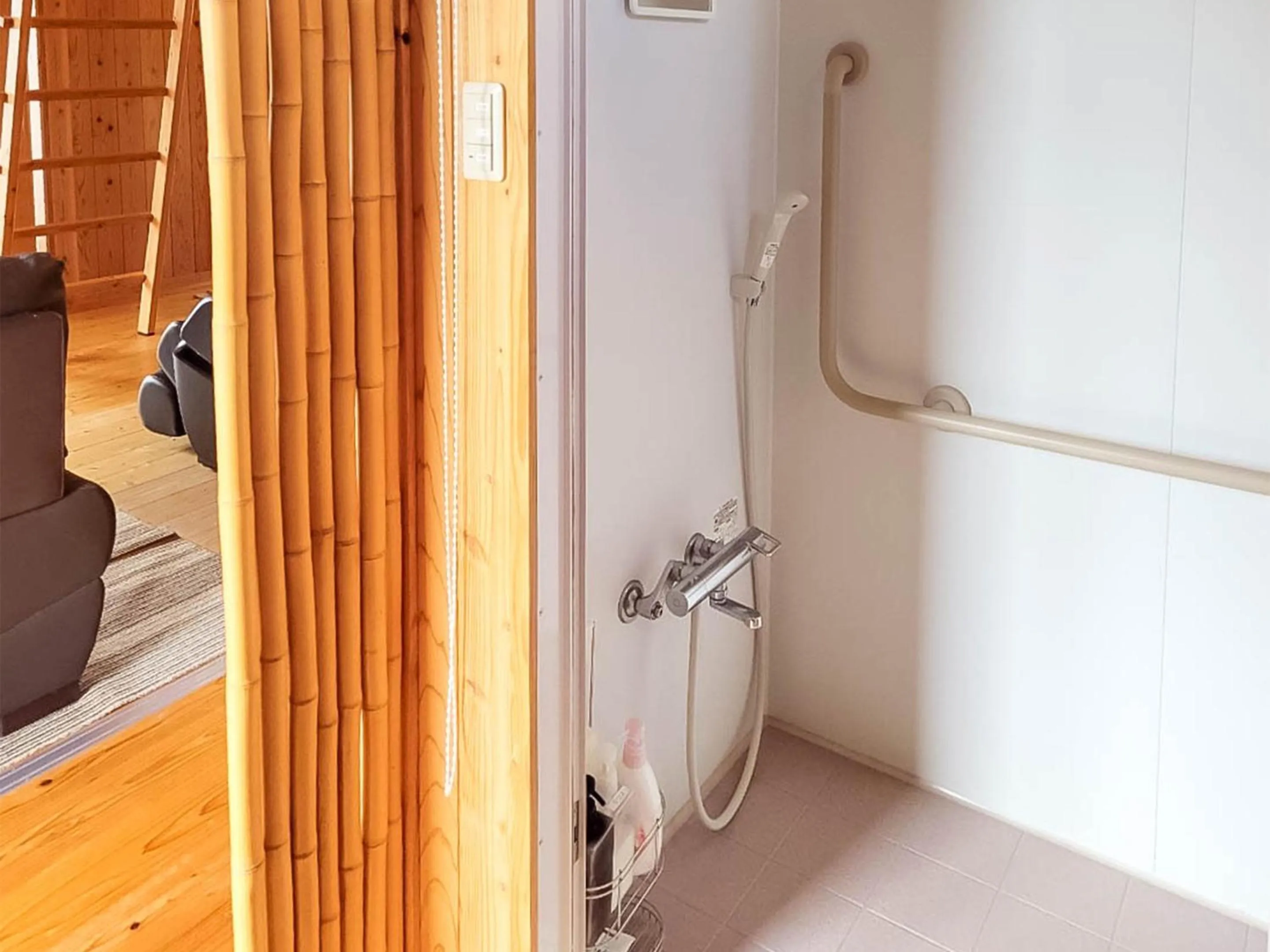 Shower in Pension Snadun