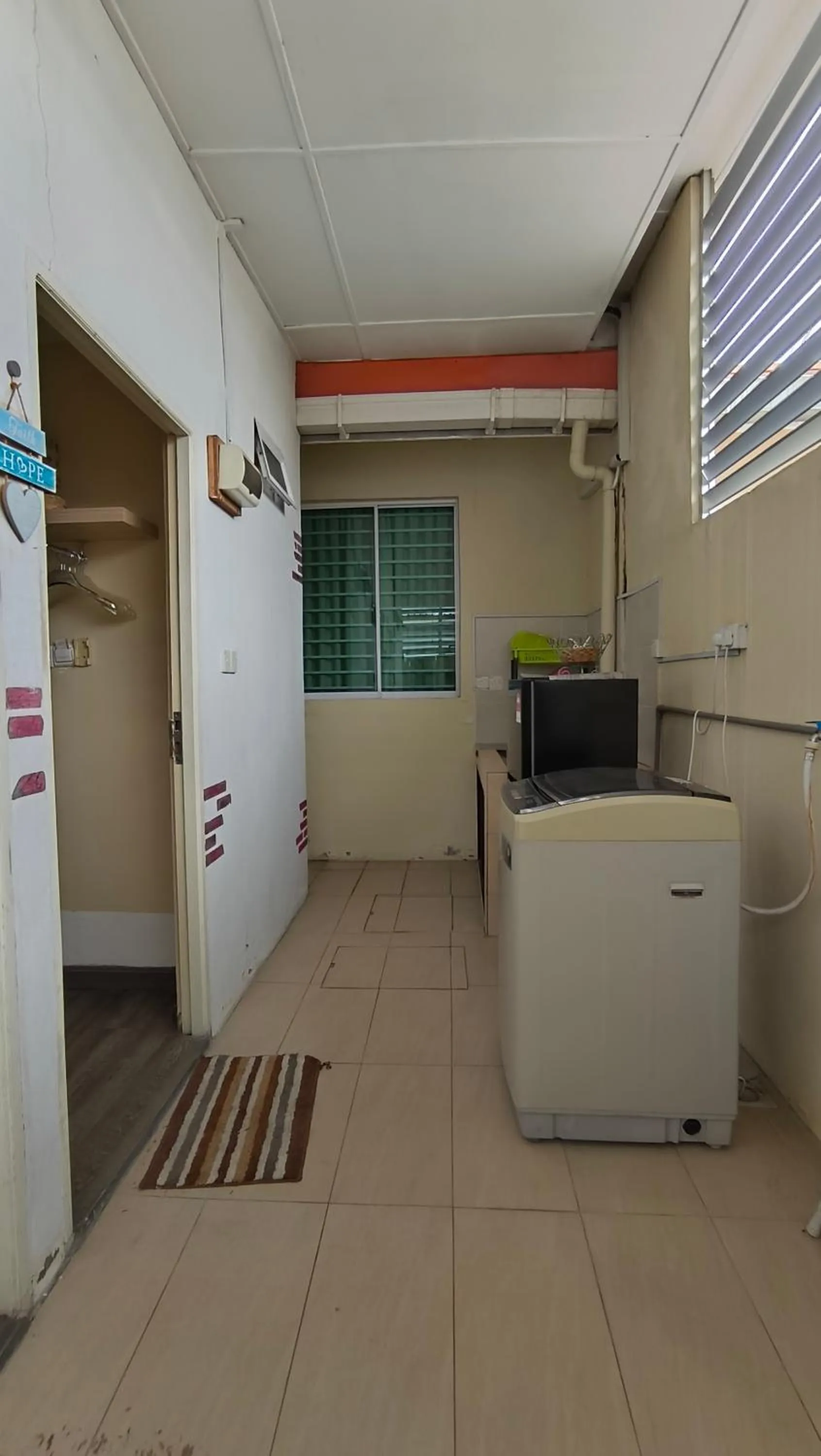 washing machine in Natol Homestay - LA Tabuan Jaya