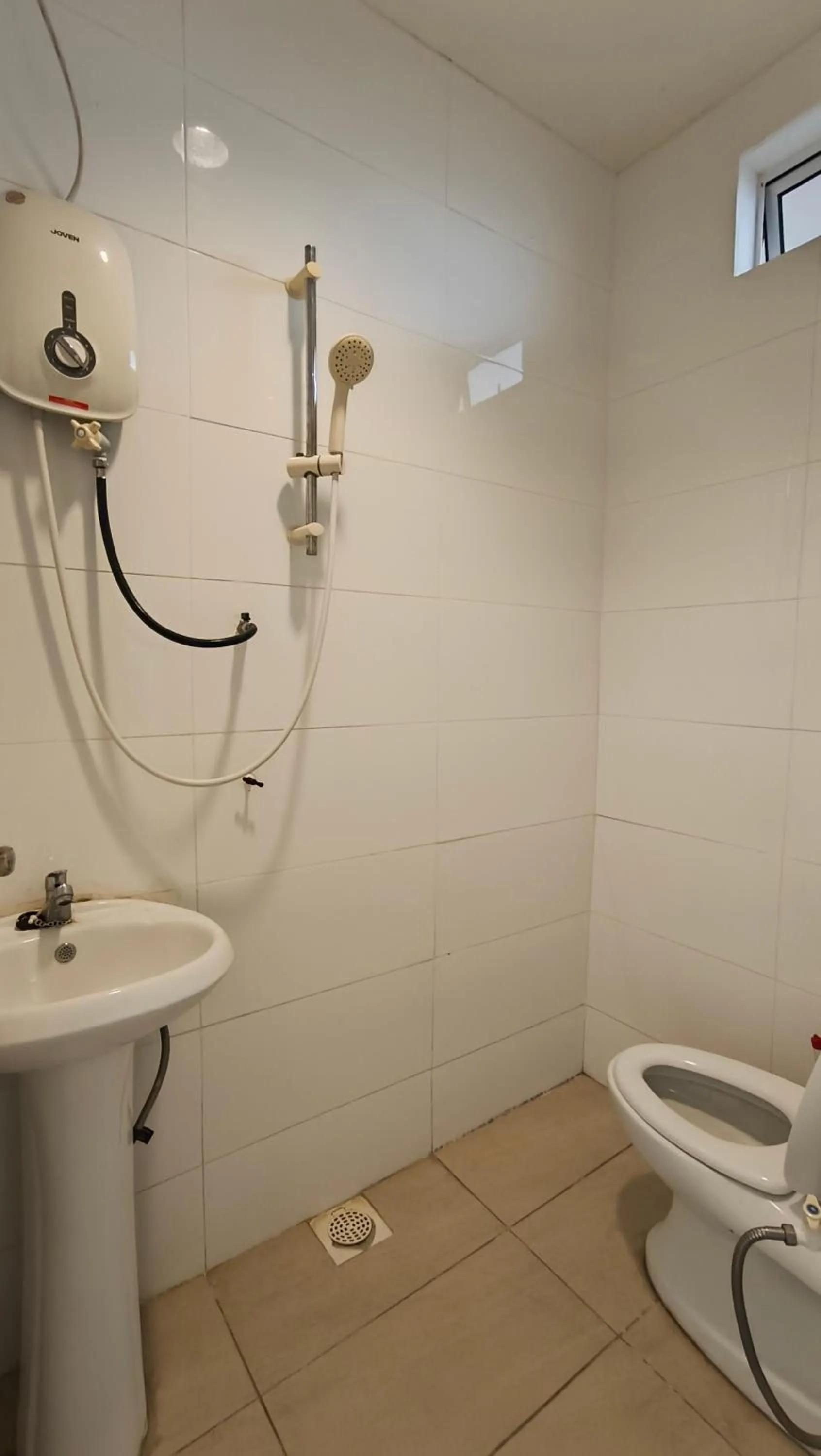 Toilet in Natol Homestay - LA Tabuan Jaya