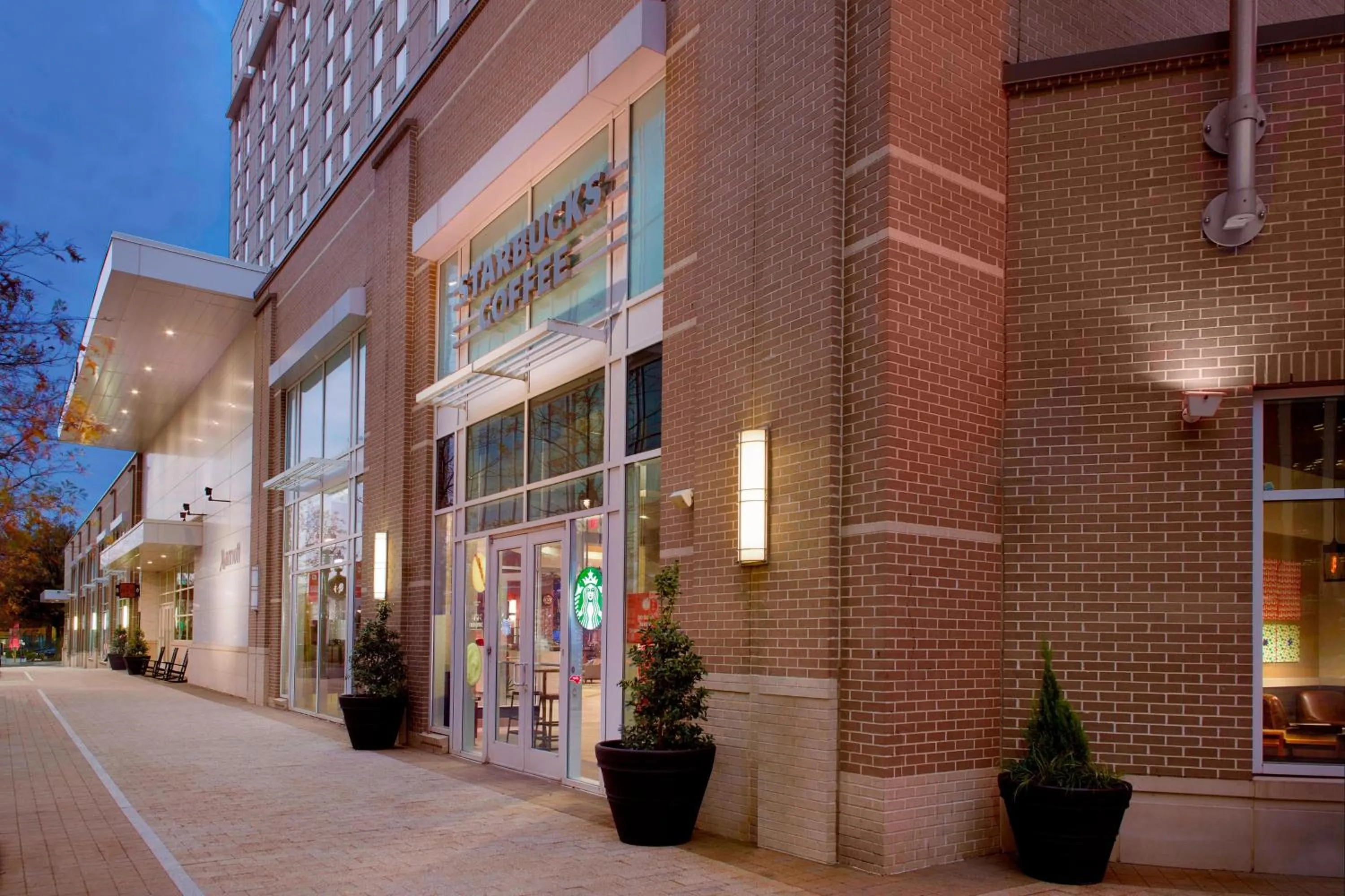 Restaurant/places to eat in Raleigh Marriott City Center