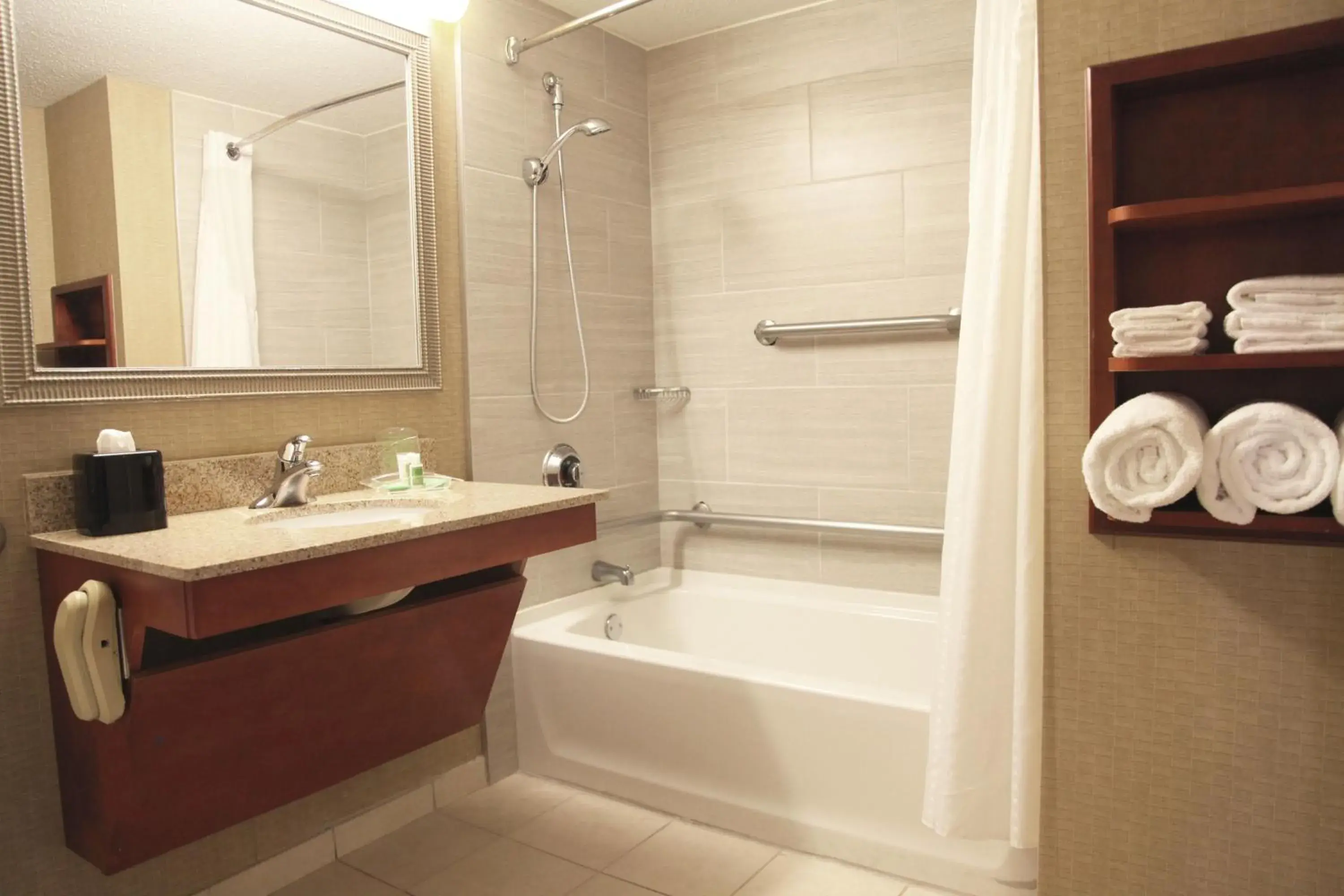 King Room - Hearing Accessible - Roll-in Shower in Holiday Inn Dayton/Fairborn I-675, an IHG Hotel King Room - Hearing Accessible - Roll-in Shower in Holiday Inn Dayton/Fairborn I-675, an IHG Hotel