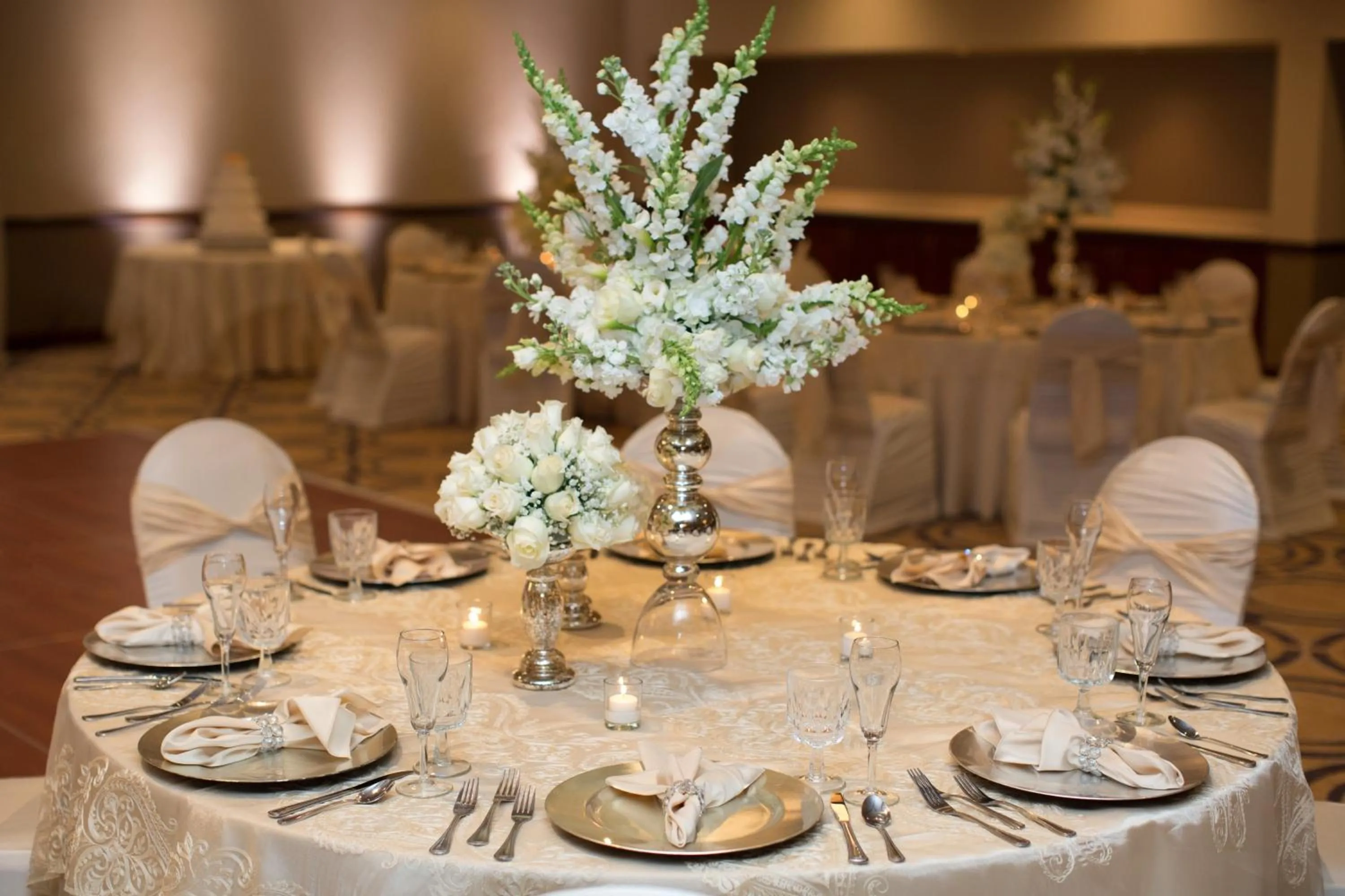 Restaurant/places to eat in DoubleTree by Hilton Dayton Fairborn