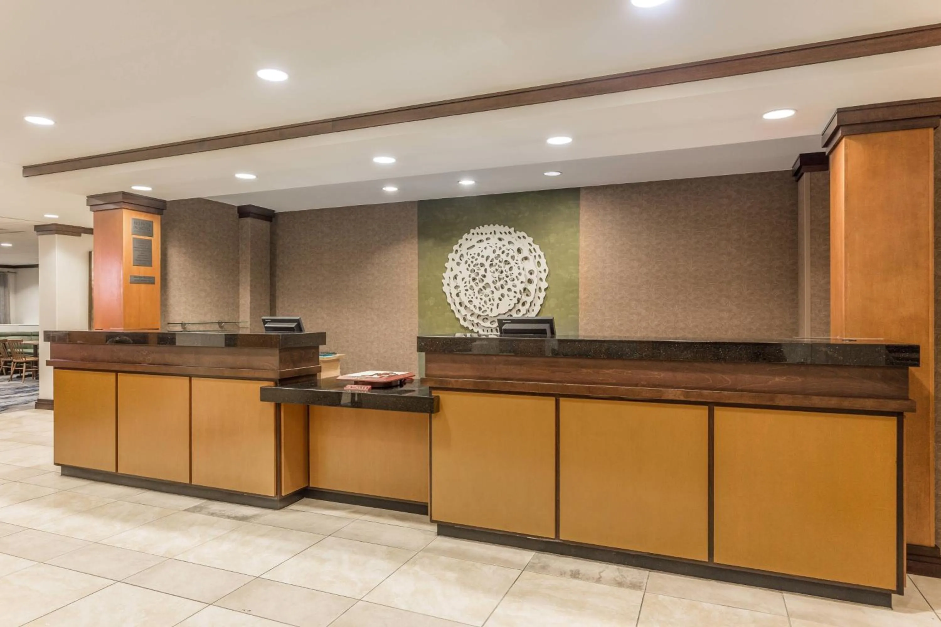 Lobby or reception in Fairfield Inn and Suites by Marriott Madison East
