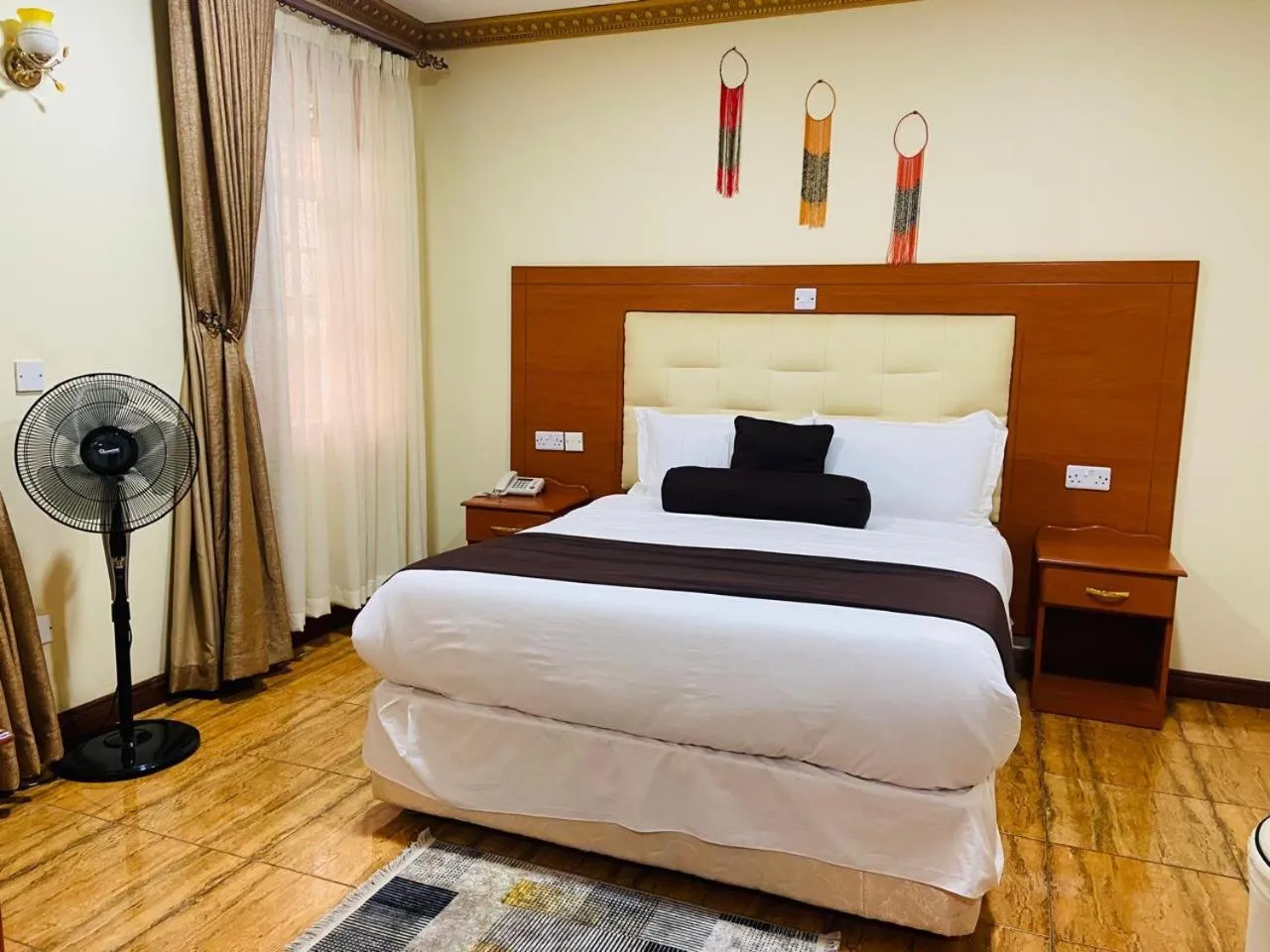 Bed in Villa Leone Boutique Hotel