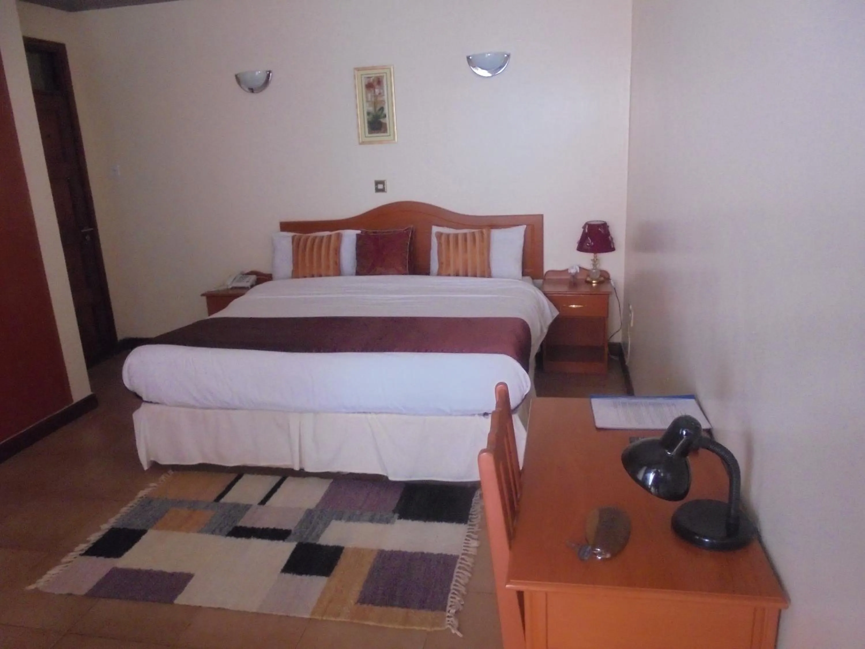 Photo of the whole room, Bed in Villa Leone Boutique Hotel