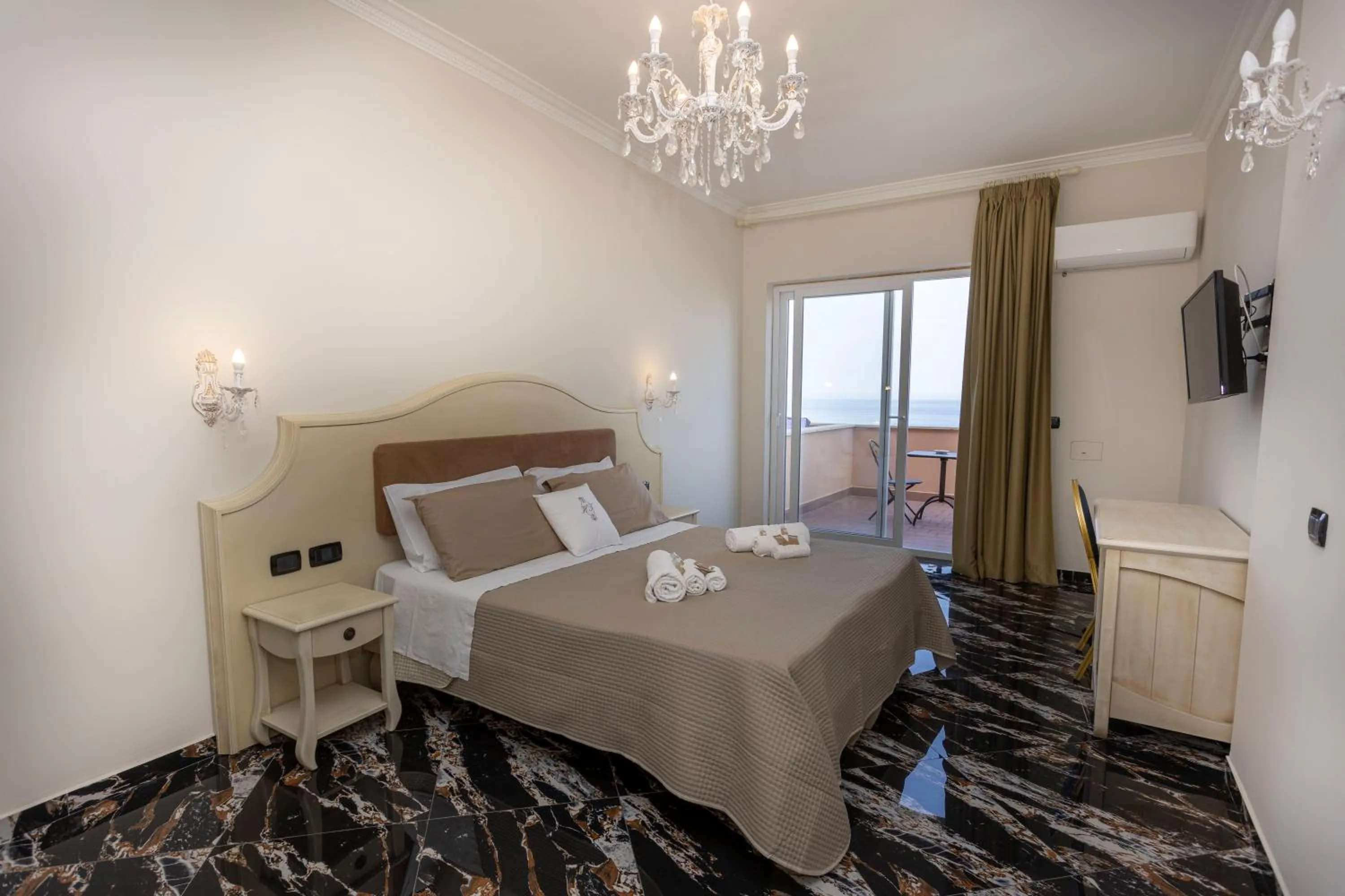 Bedroom, Bed in Hotel Terrazzo Sul Mare