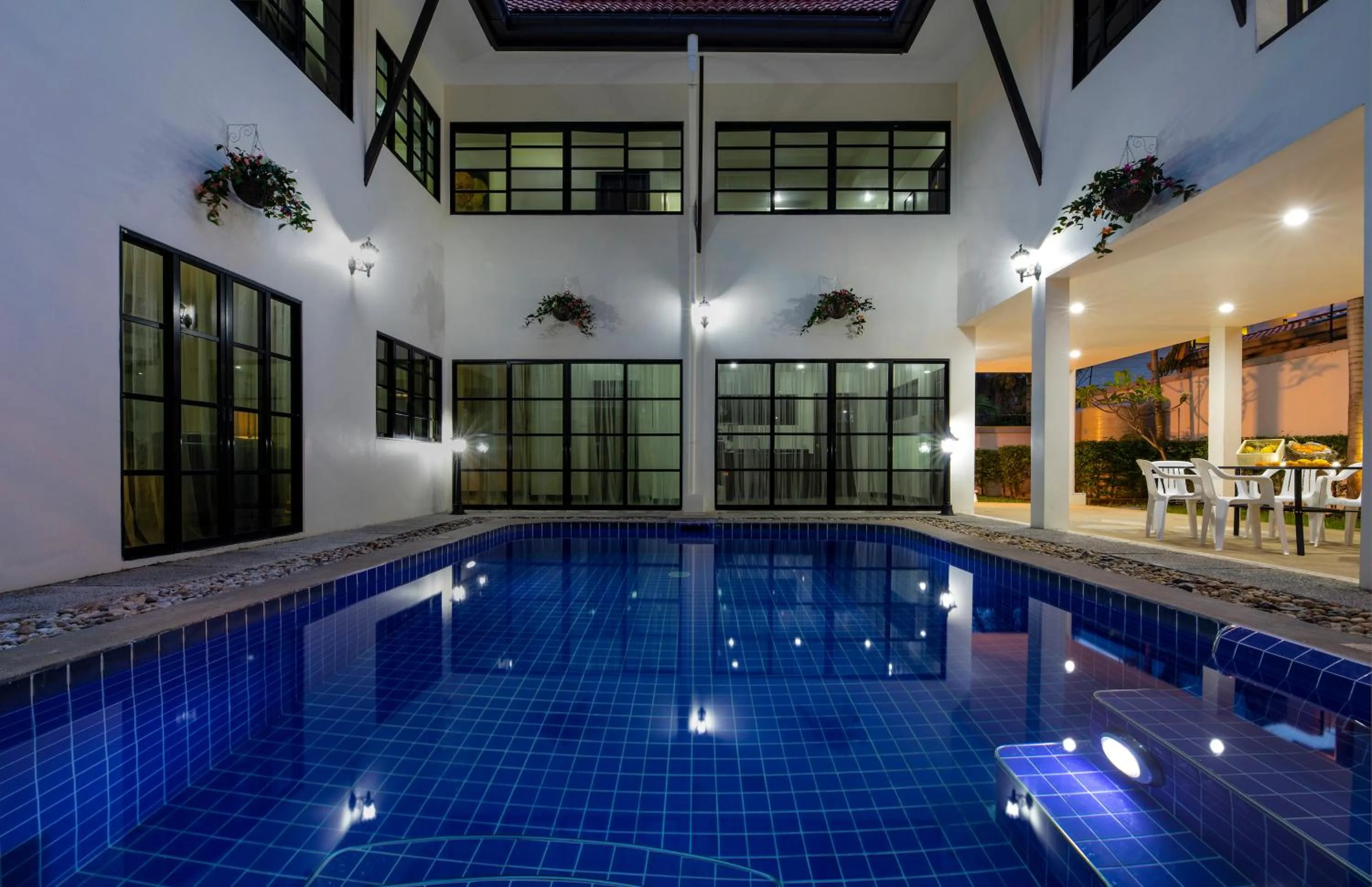 Property building in Sweet Villas Pattaya
