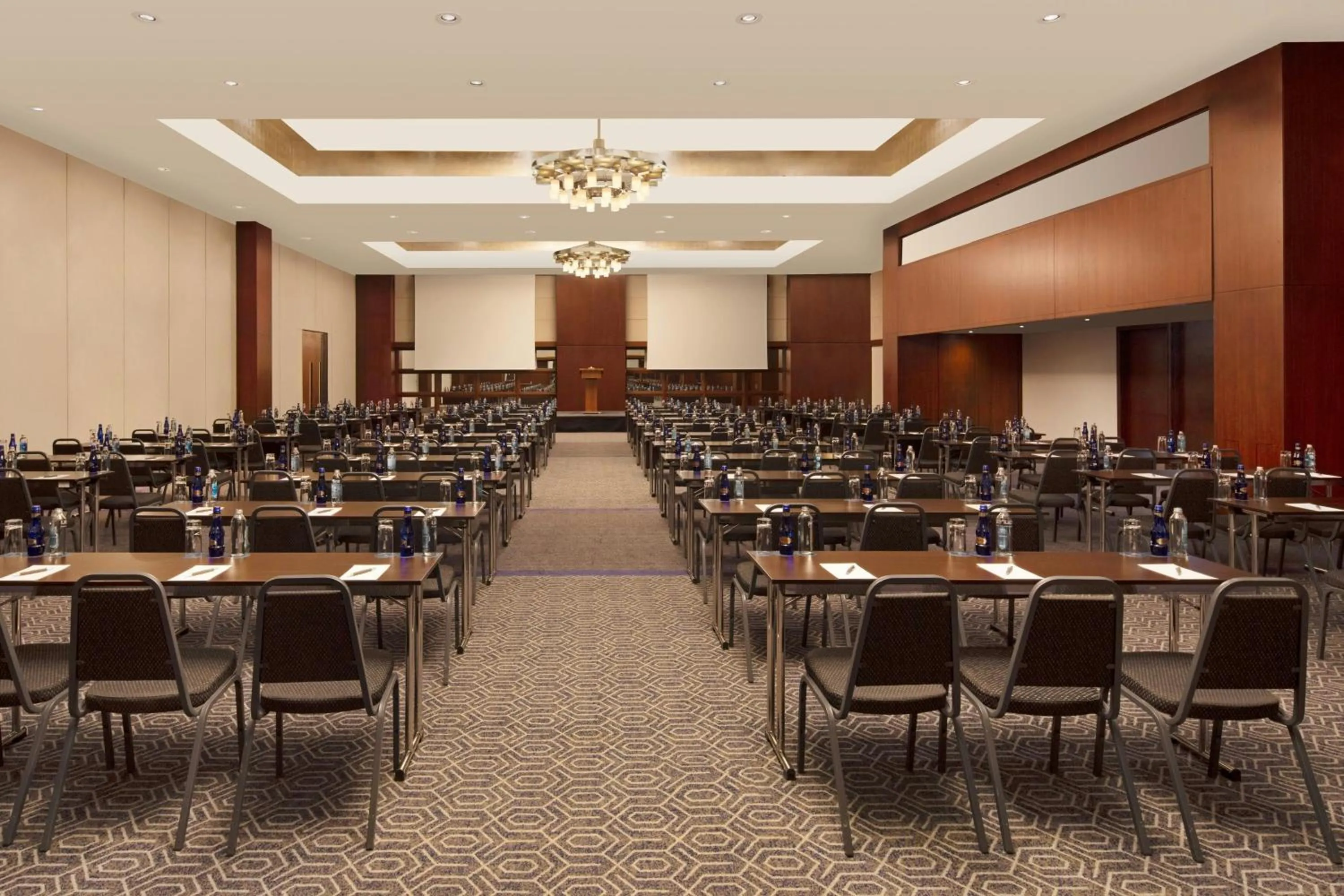 Meeting/conference room in Sheraton Istanbul Levent