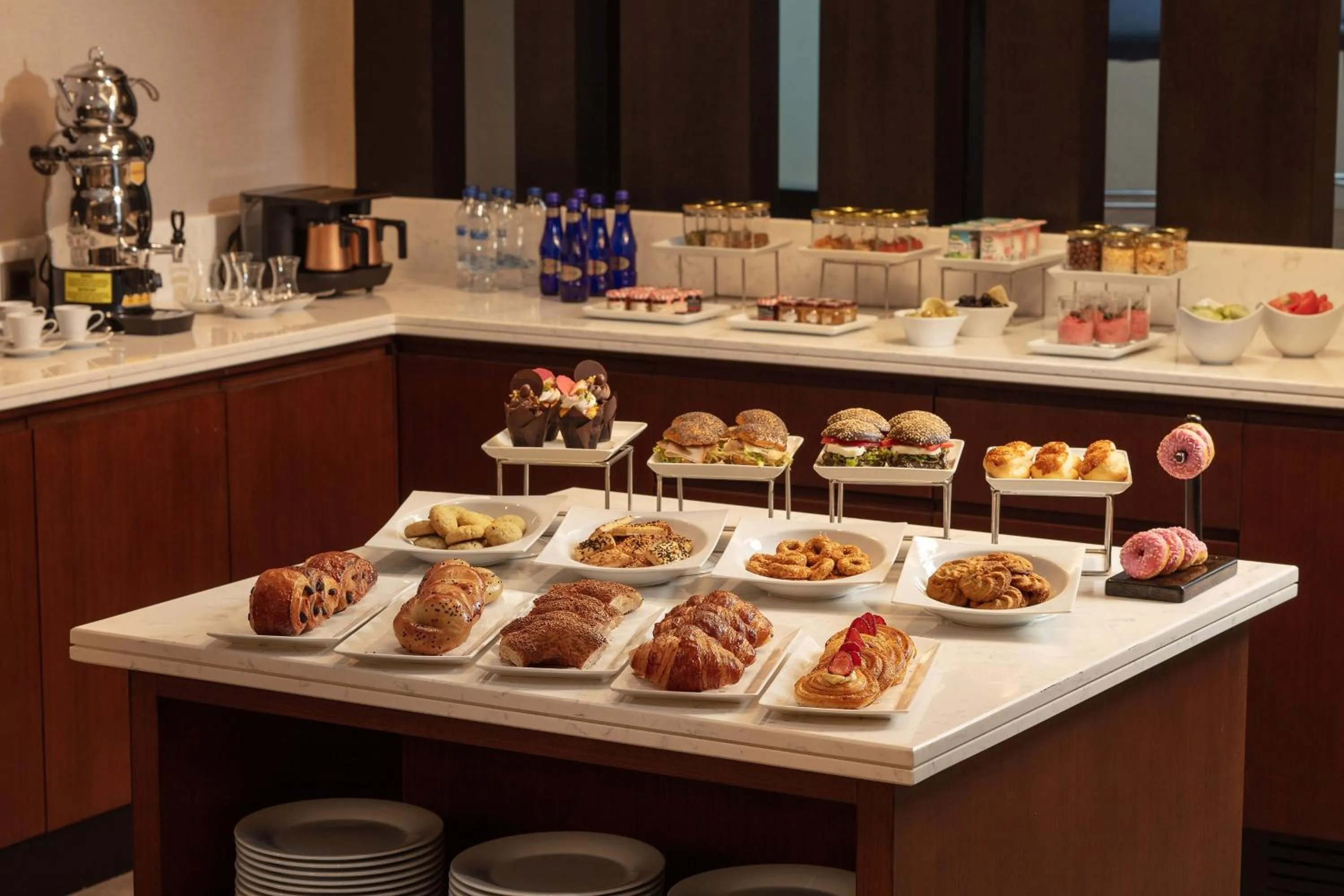 Lounge or bar in Sheraton Istanbul Levent