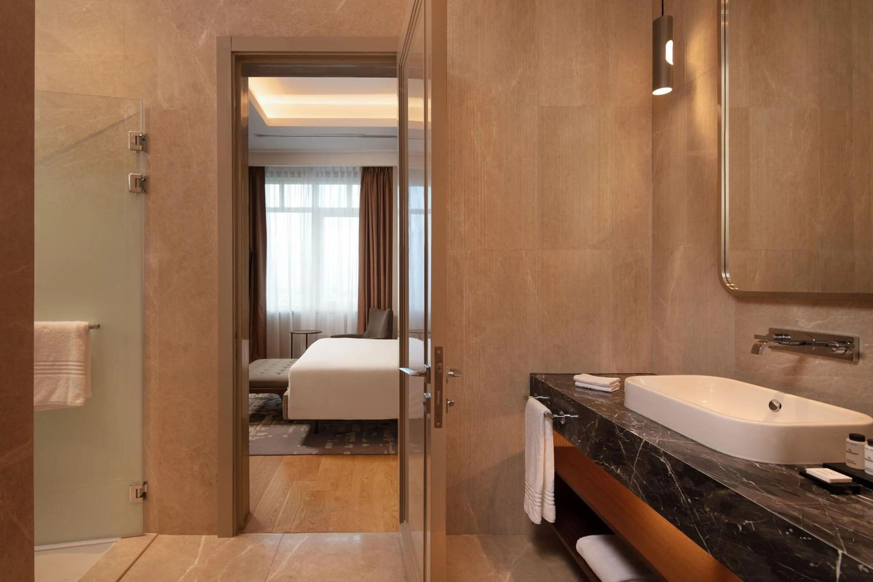 Bathroom, Bed in Sheraton Istanbul Levent