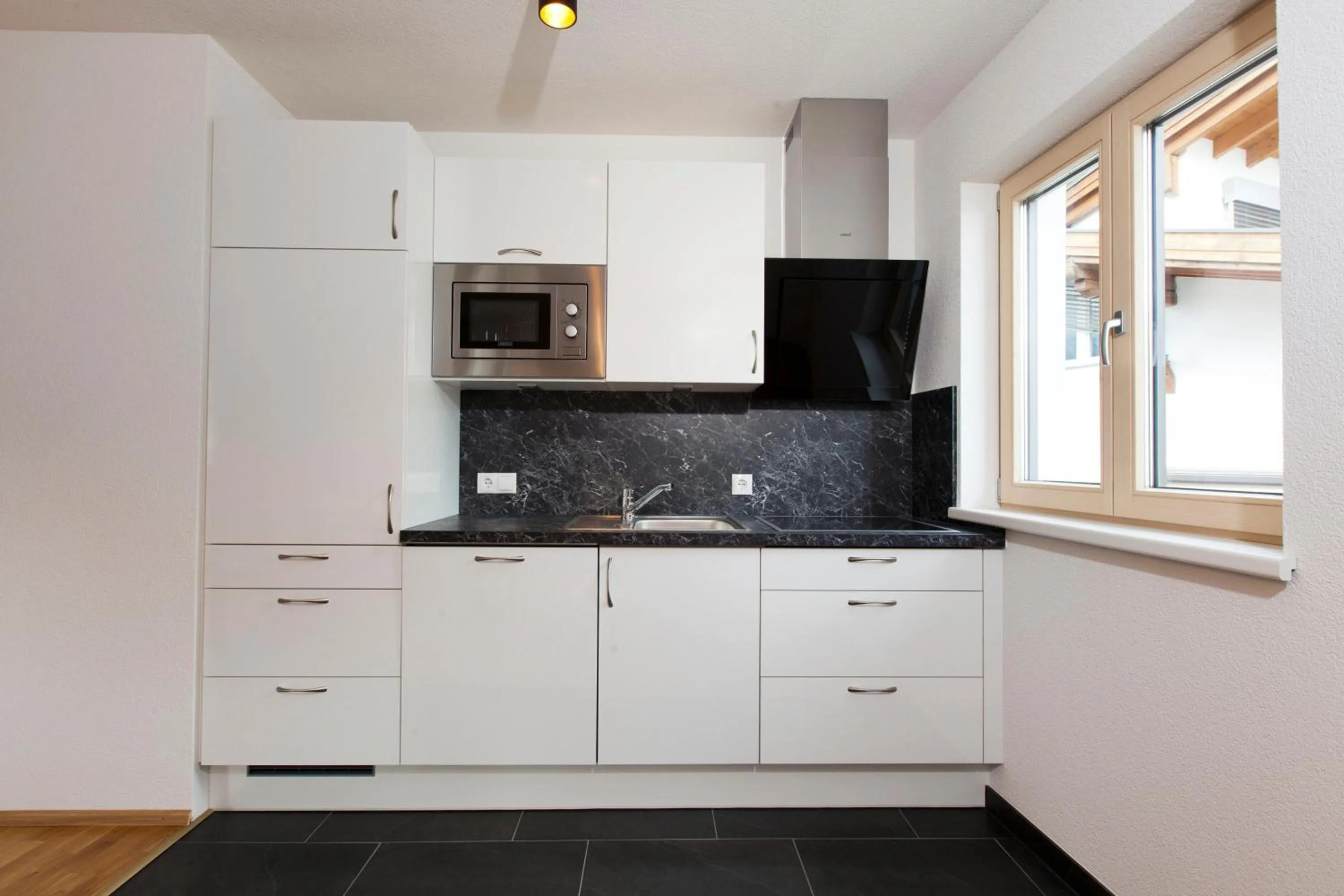 Kitchen or kitchenette in Nowders Apartments