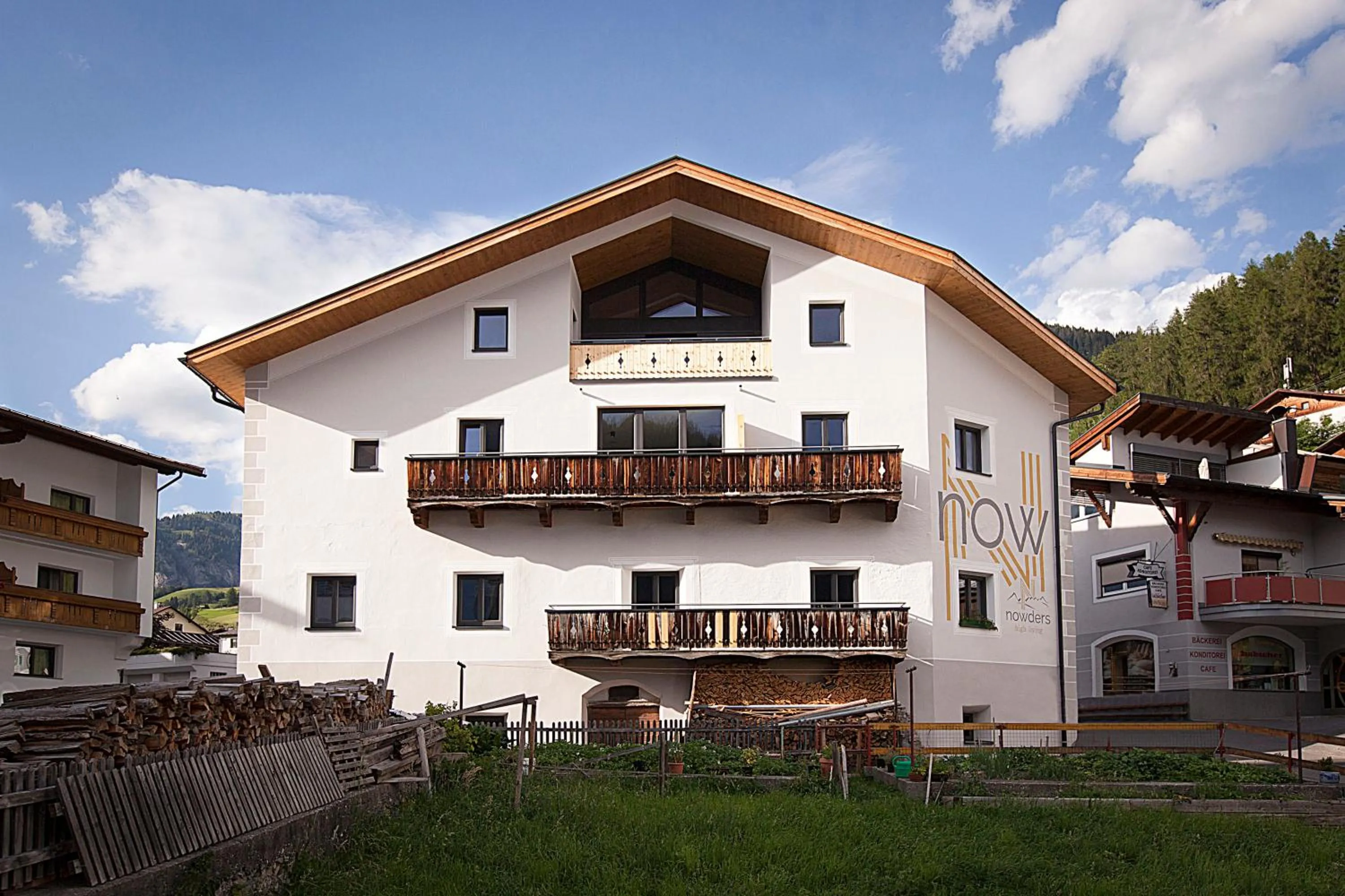 Property building in Nowders Apartments