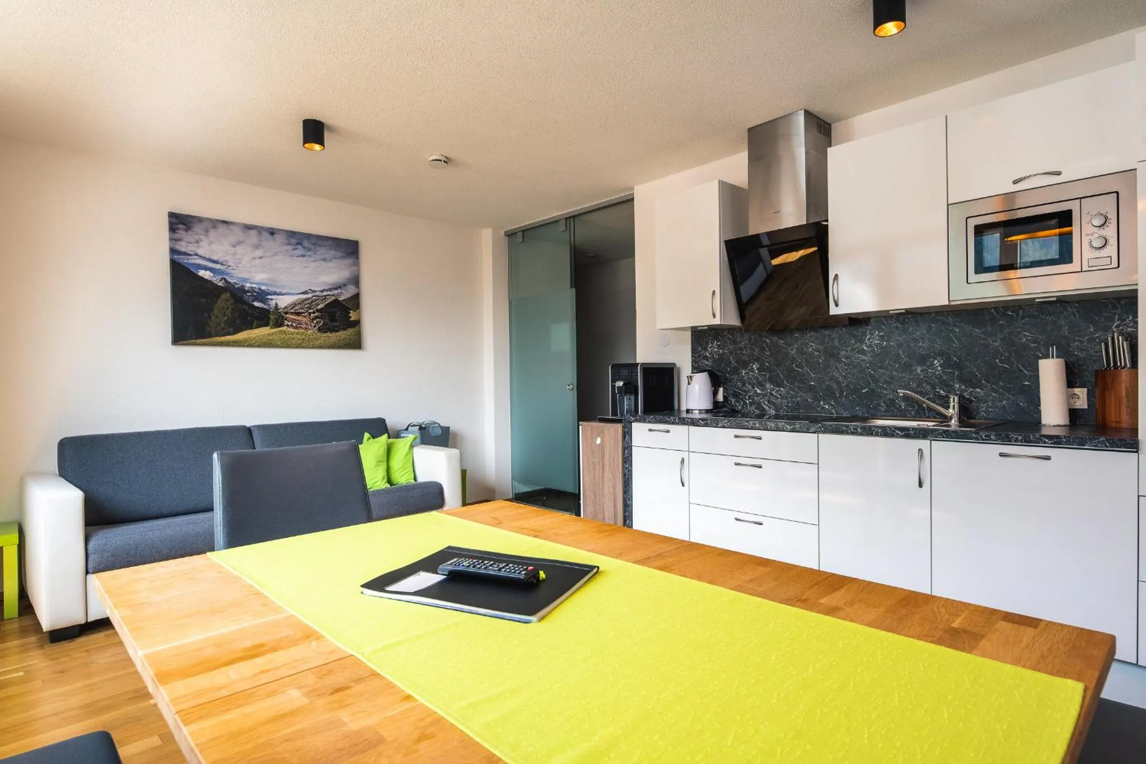 Kitchen or kitchenette in Nowders Apartments