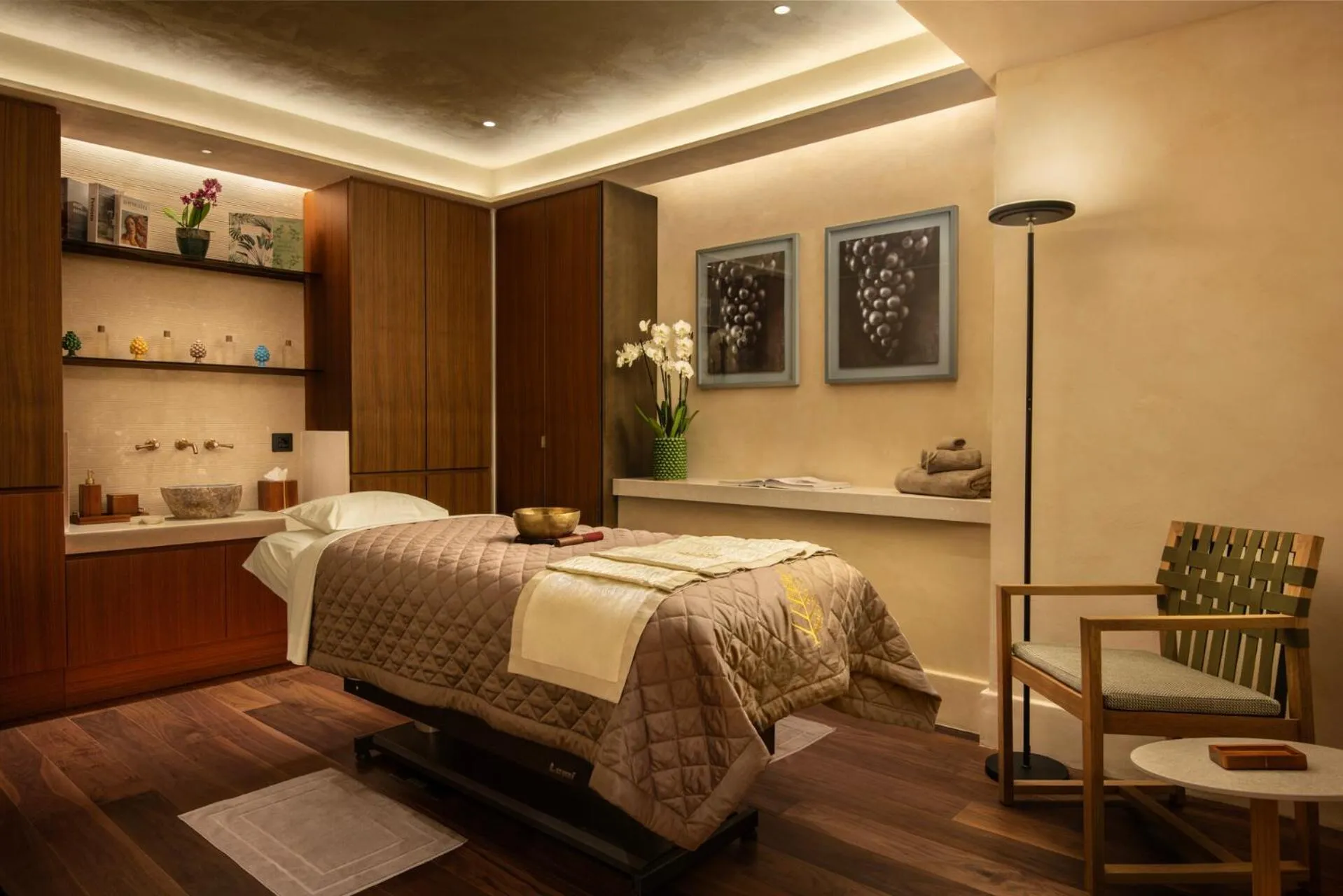 Spa and wellness centre/facilities, Bed in San Domenico Palace, Taormina, A Four Seasons Hotel