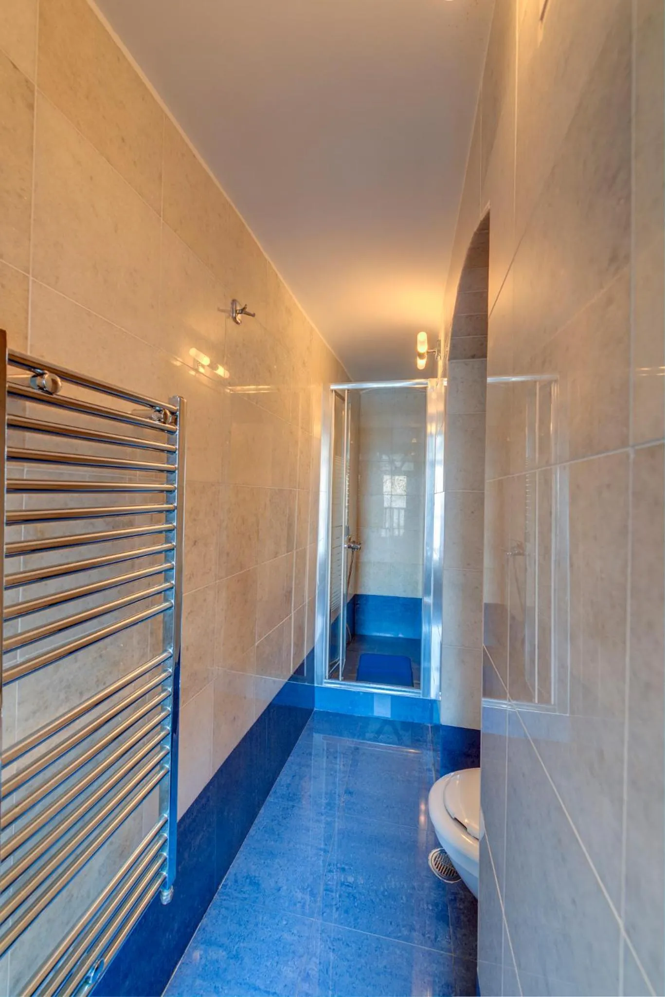 Bathroom in Apollonion Palace