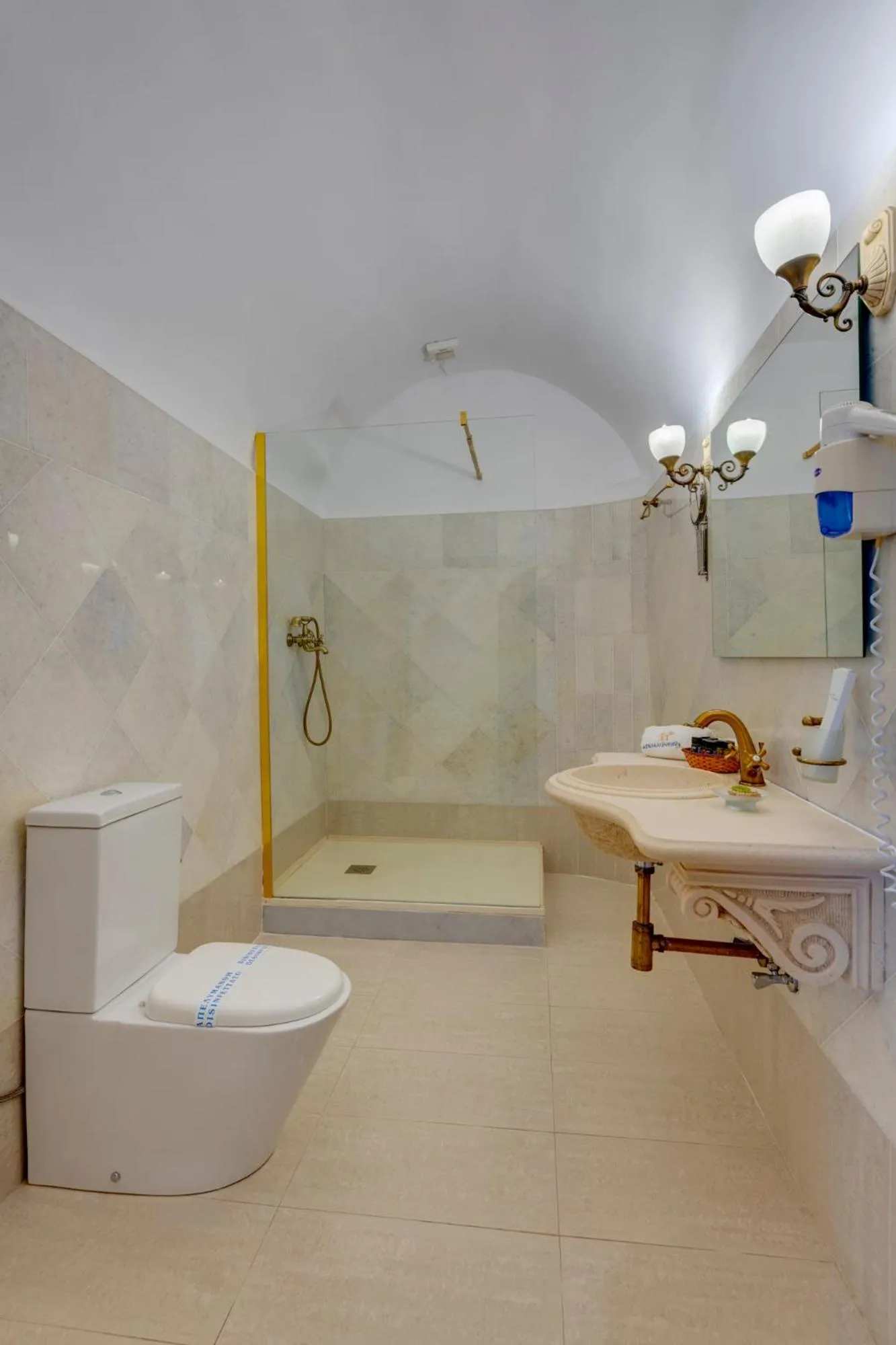 Bathroom in Apollonion Palace