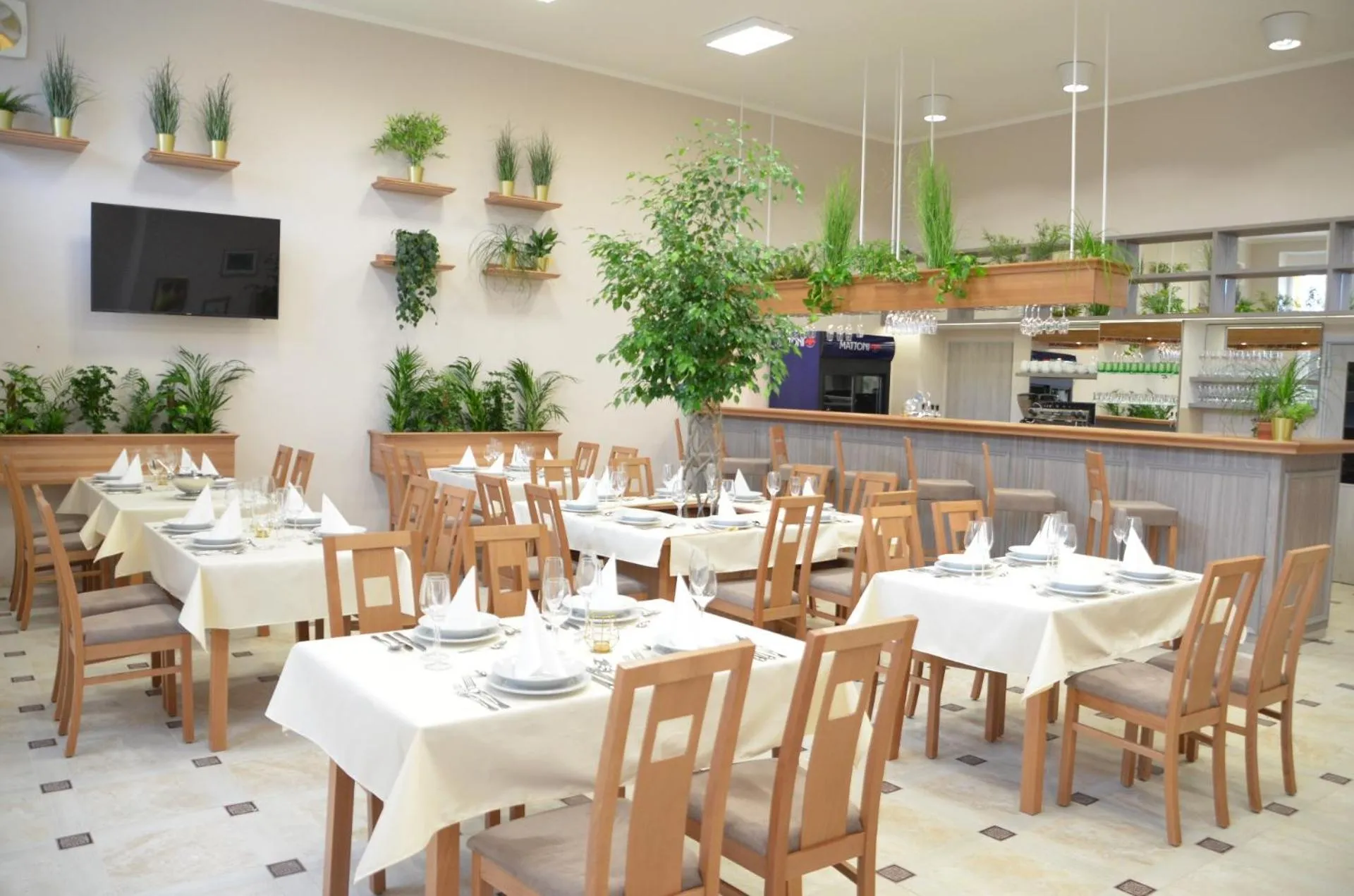 Restaurant/places to eat in Chatky Sázava