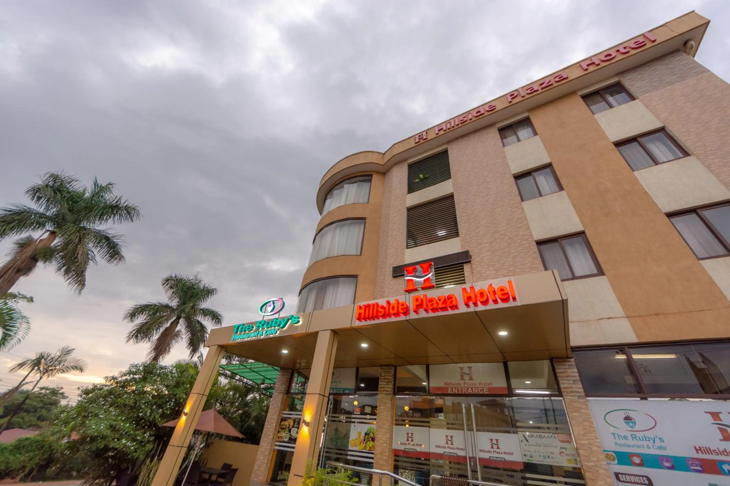 Property building in Hillside Plaza Hotel