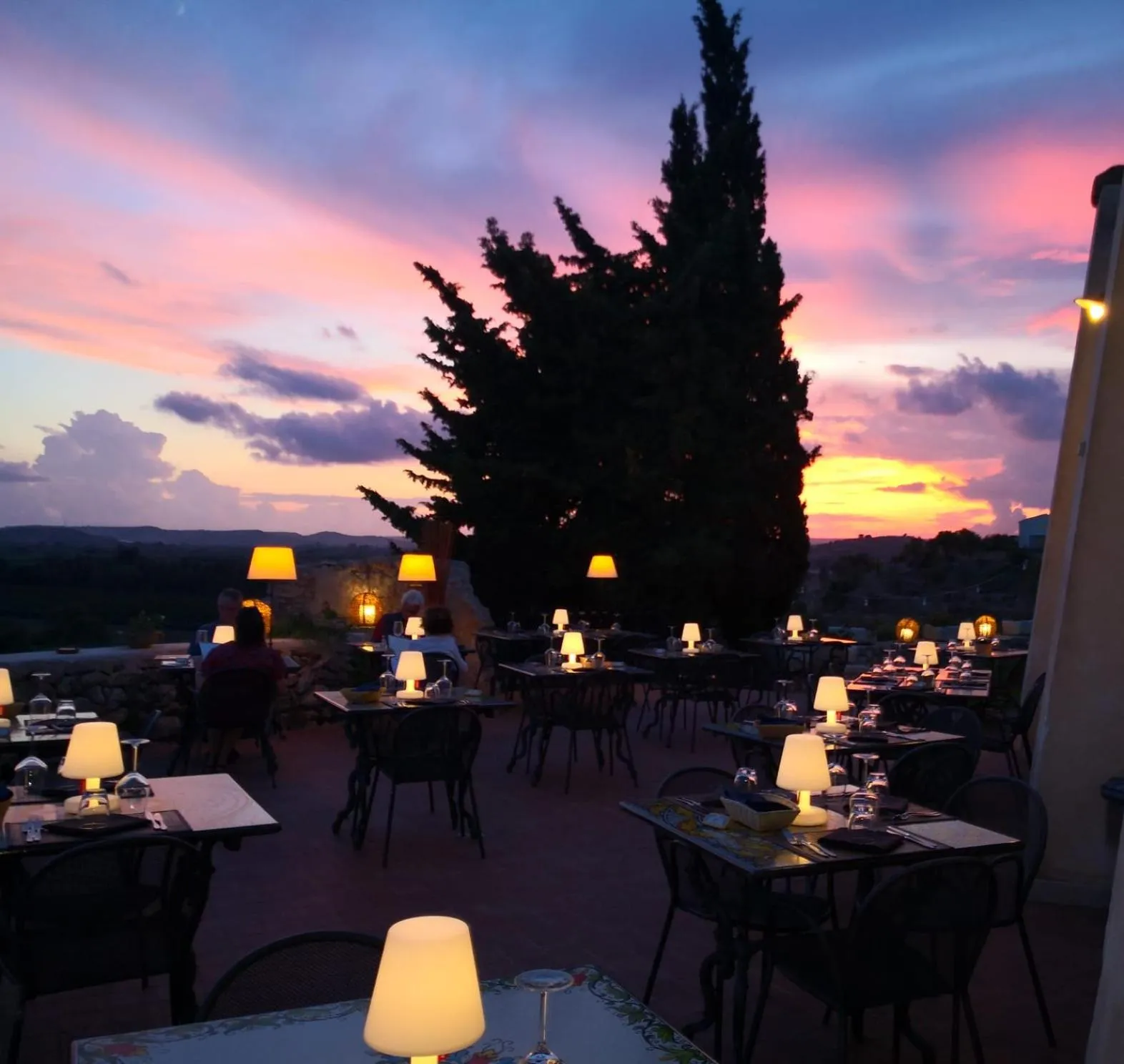 Restaurant/places to eat in Hotel La Corte Del Sole