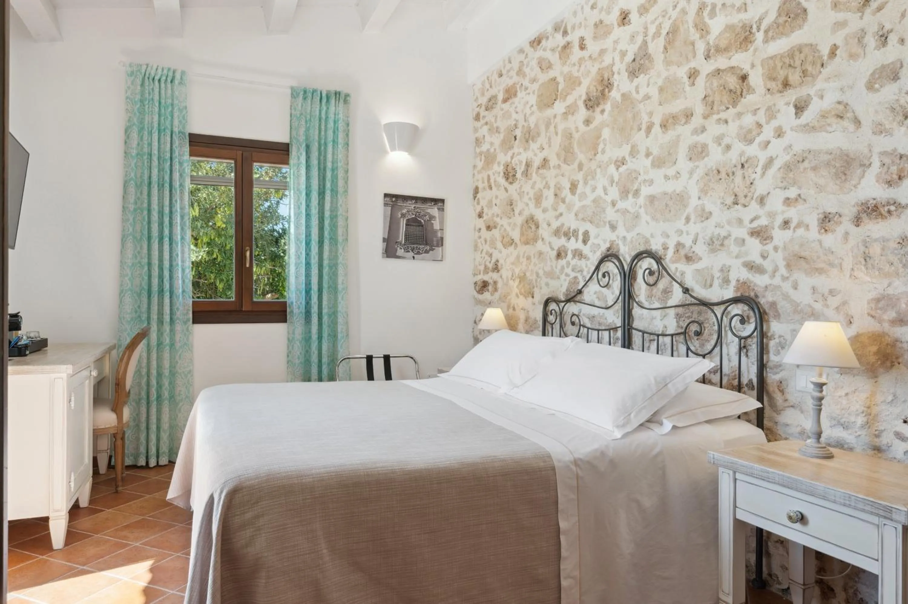 Coffee/tea facilities, Bed in Hotel La Corte Del Sole