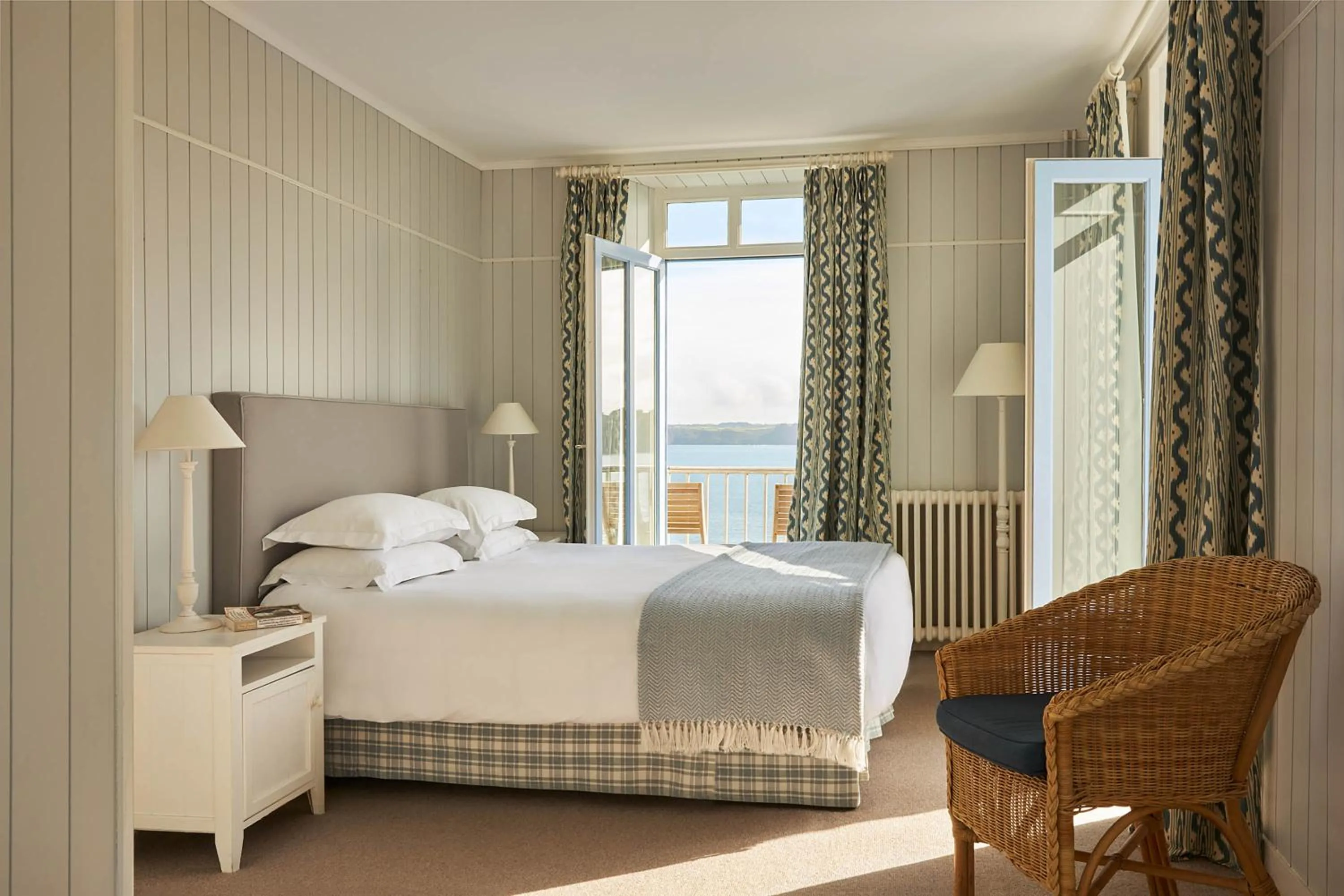 Photo of the whole room, Bed in Le Grand Hotel des Bains & Spa - Bretagne
