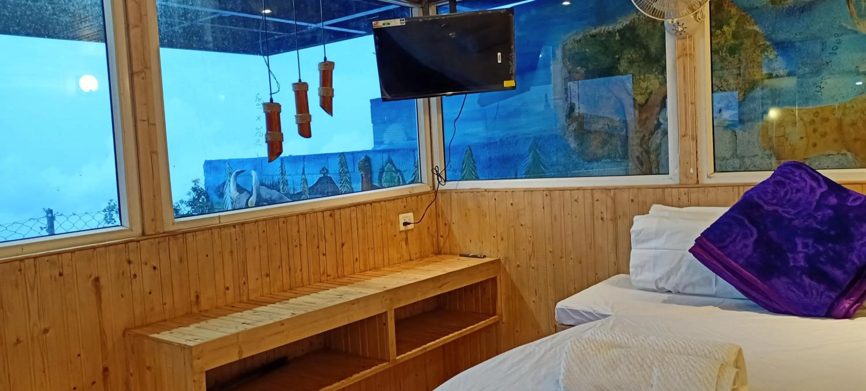 Bed in Syamantac Villa