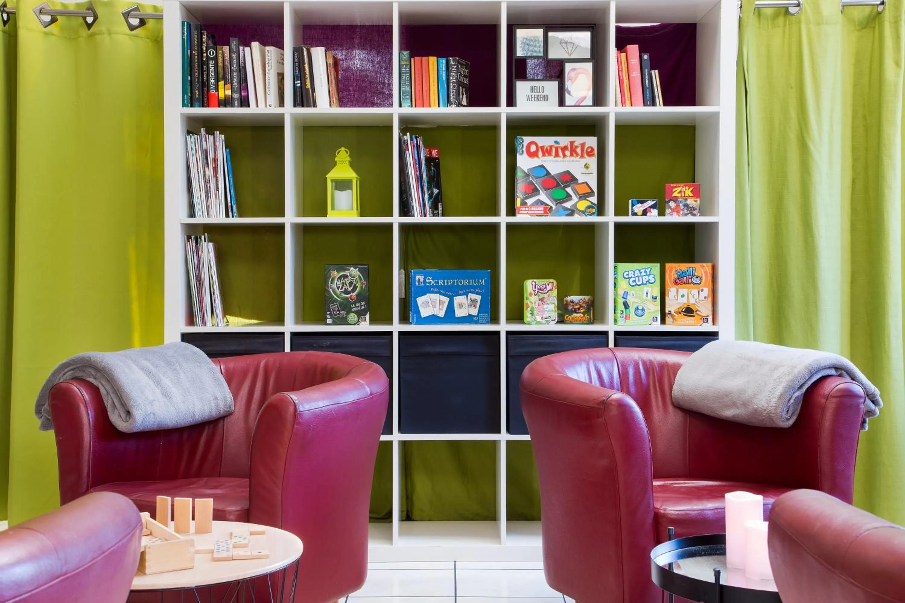 Living room in Comfort Hotel Grenoble Meylan