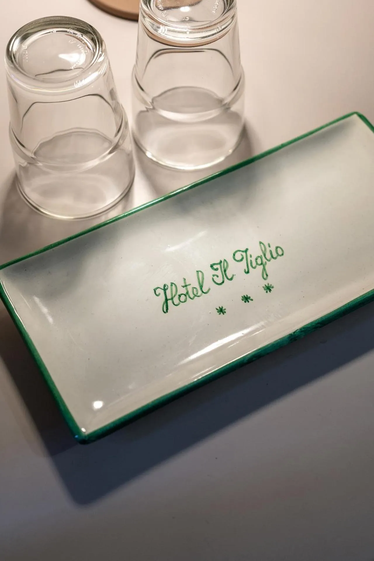 Text overlay in Hotel Il Tiglio