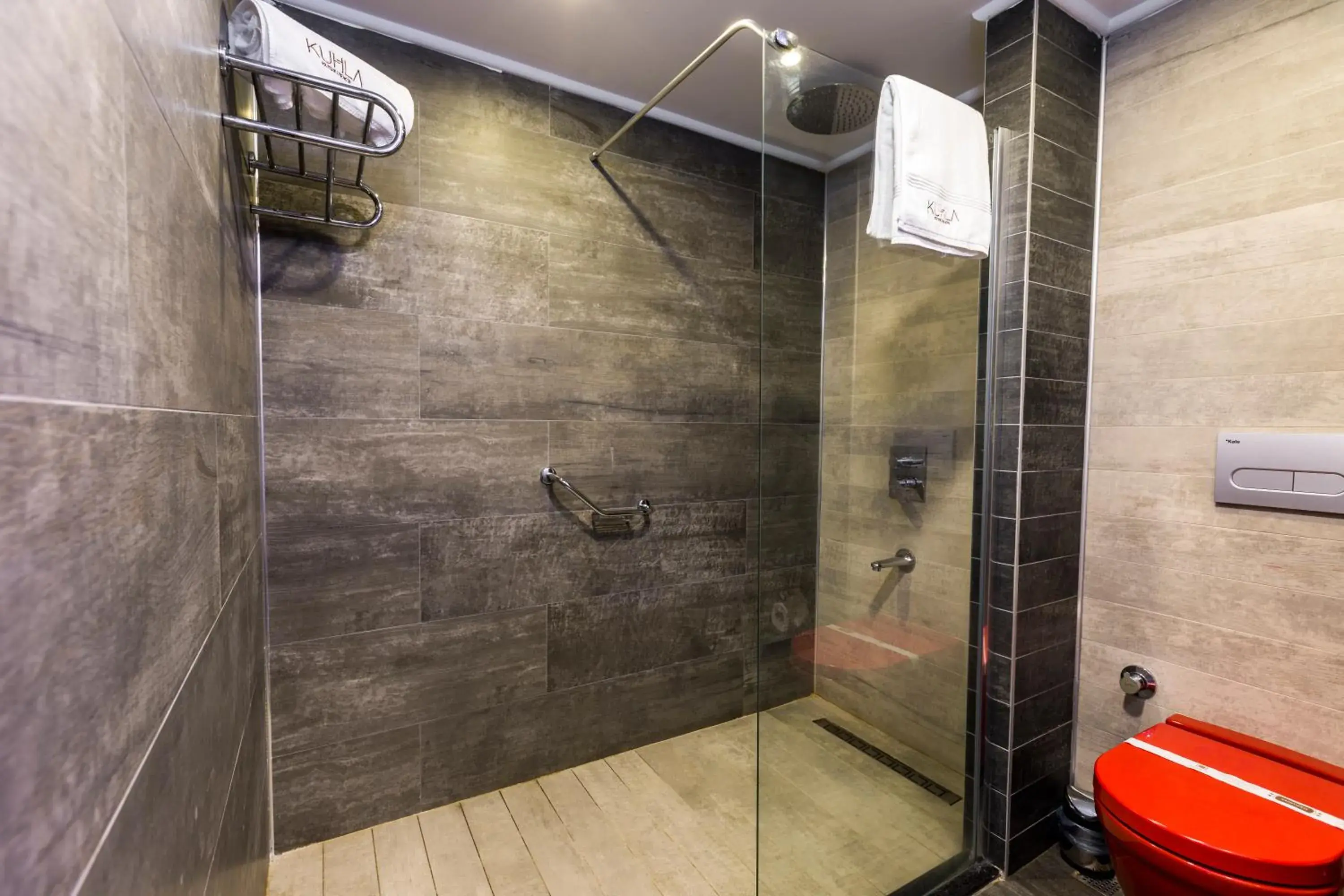 Deluxe Suite with Sea View in Kuhla Hotel Deluxe Suite with Sea View in Kuhla Hotel