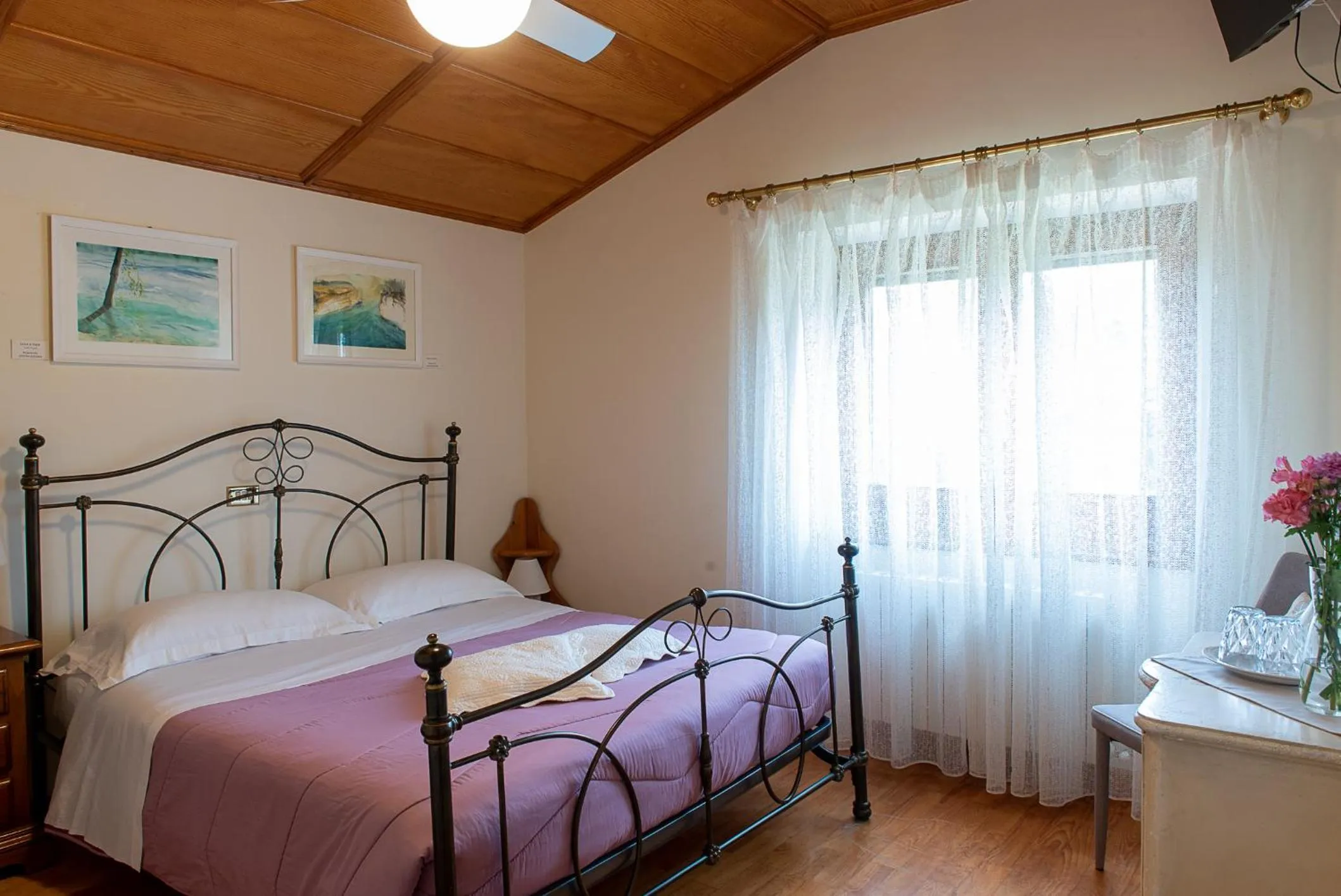 Bed in Villa Montegenco B&B