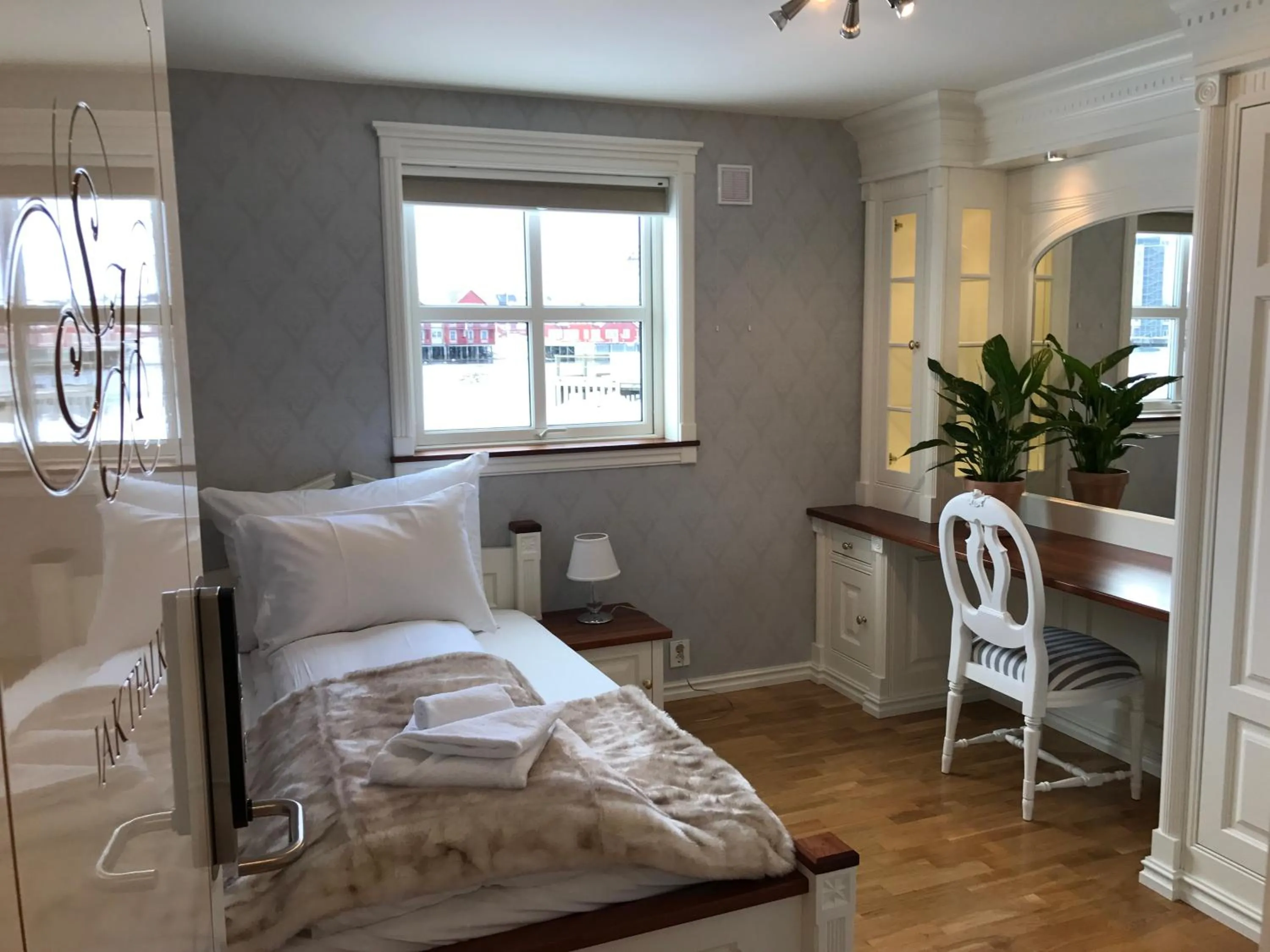 Living room, Bed in Rorbuanlegget Svolv¿Havn