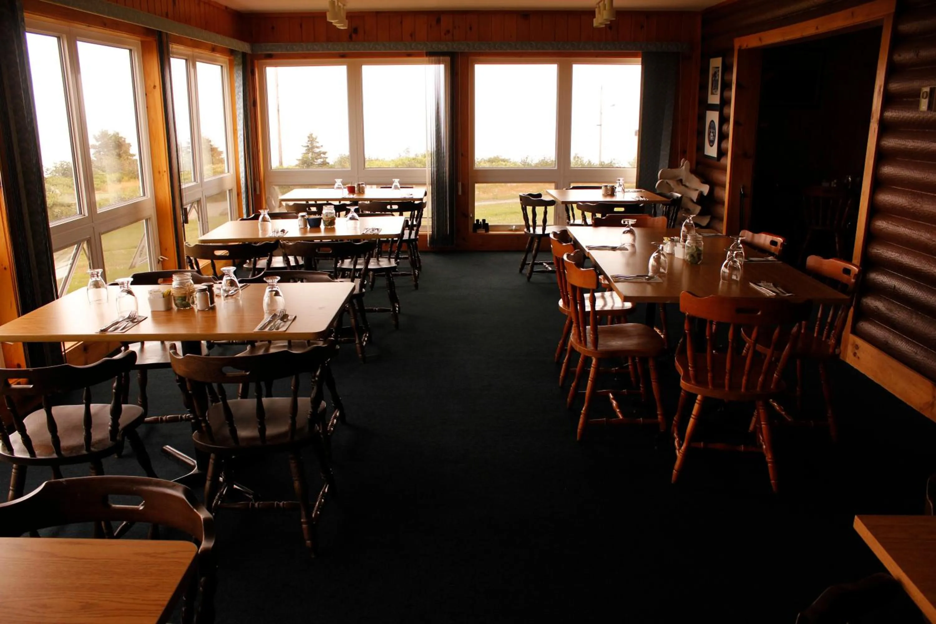 Restaurant/places to eat in Brier Island Lodge