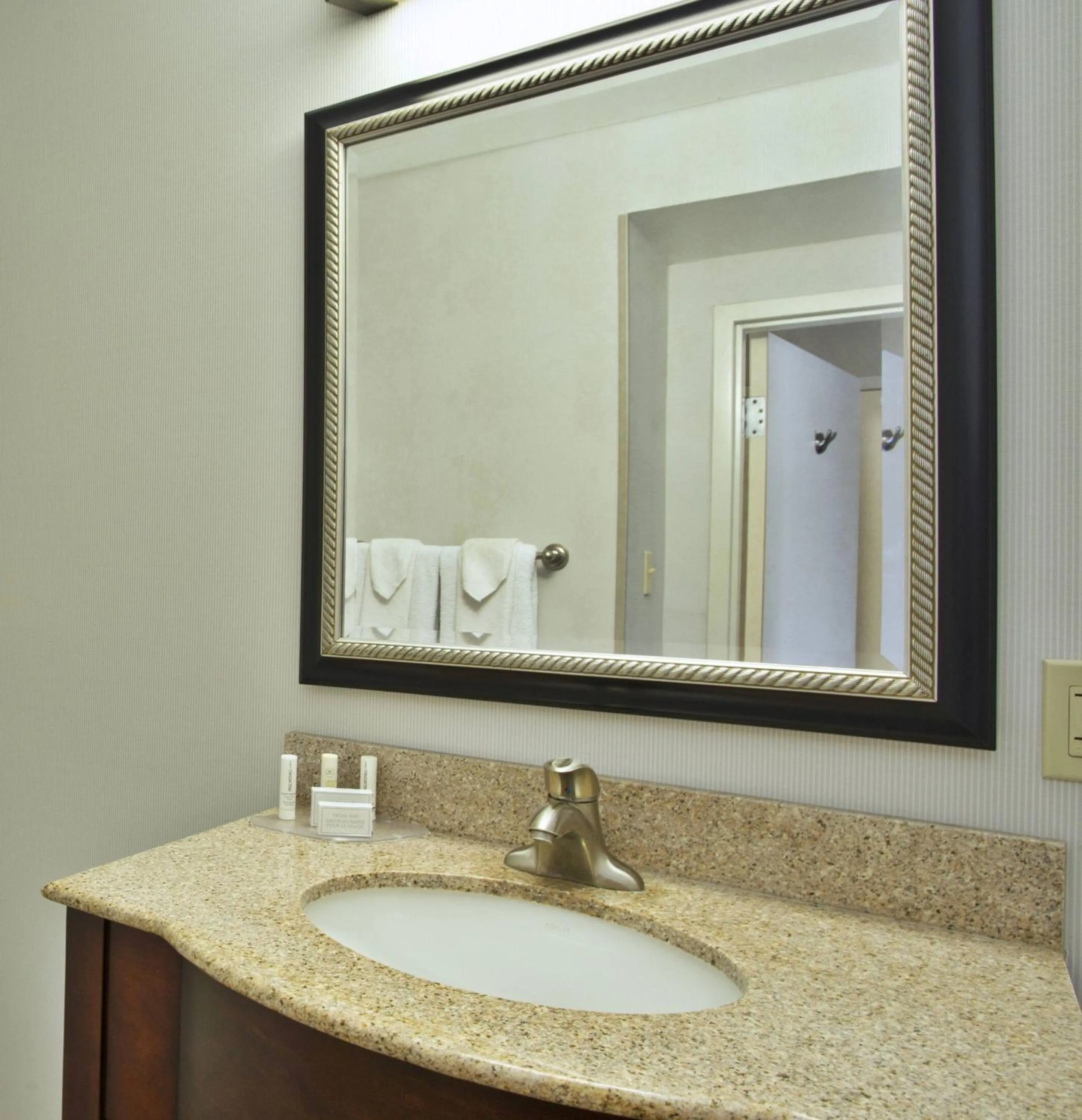 Bathroom in Courtyard by Marriott Gulfport Beachfront