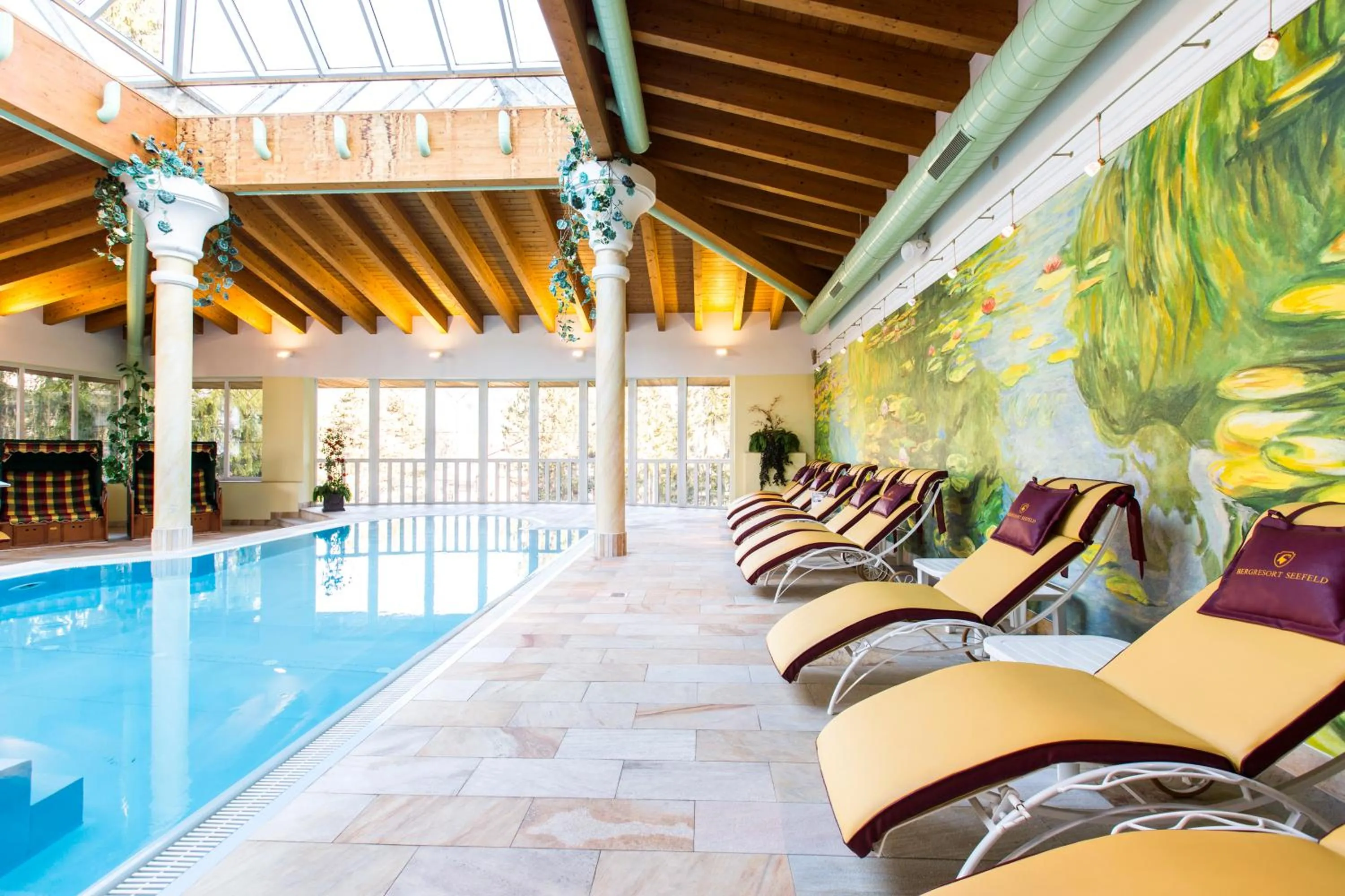 Swimming pool in Bergresort Seefeld