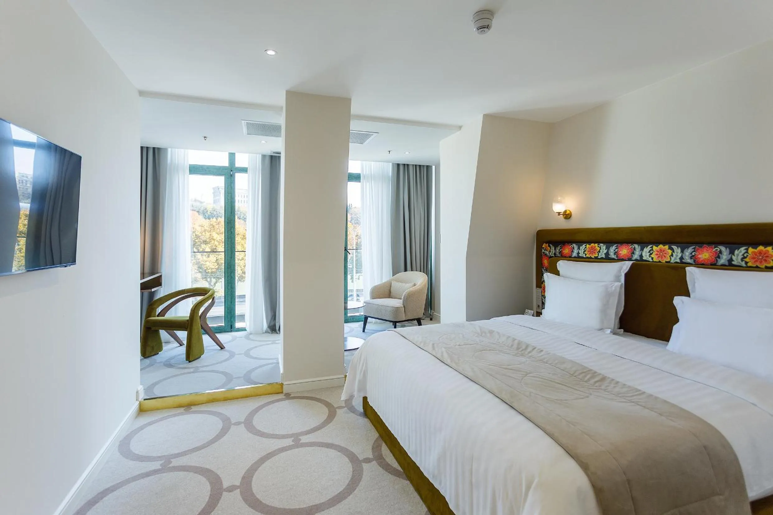 Bed in Ambassadori Tbilisi Hotel