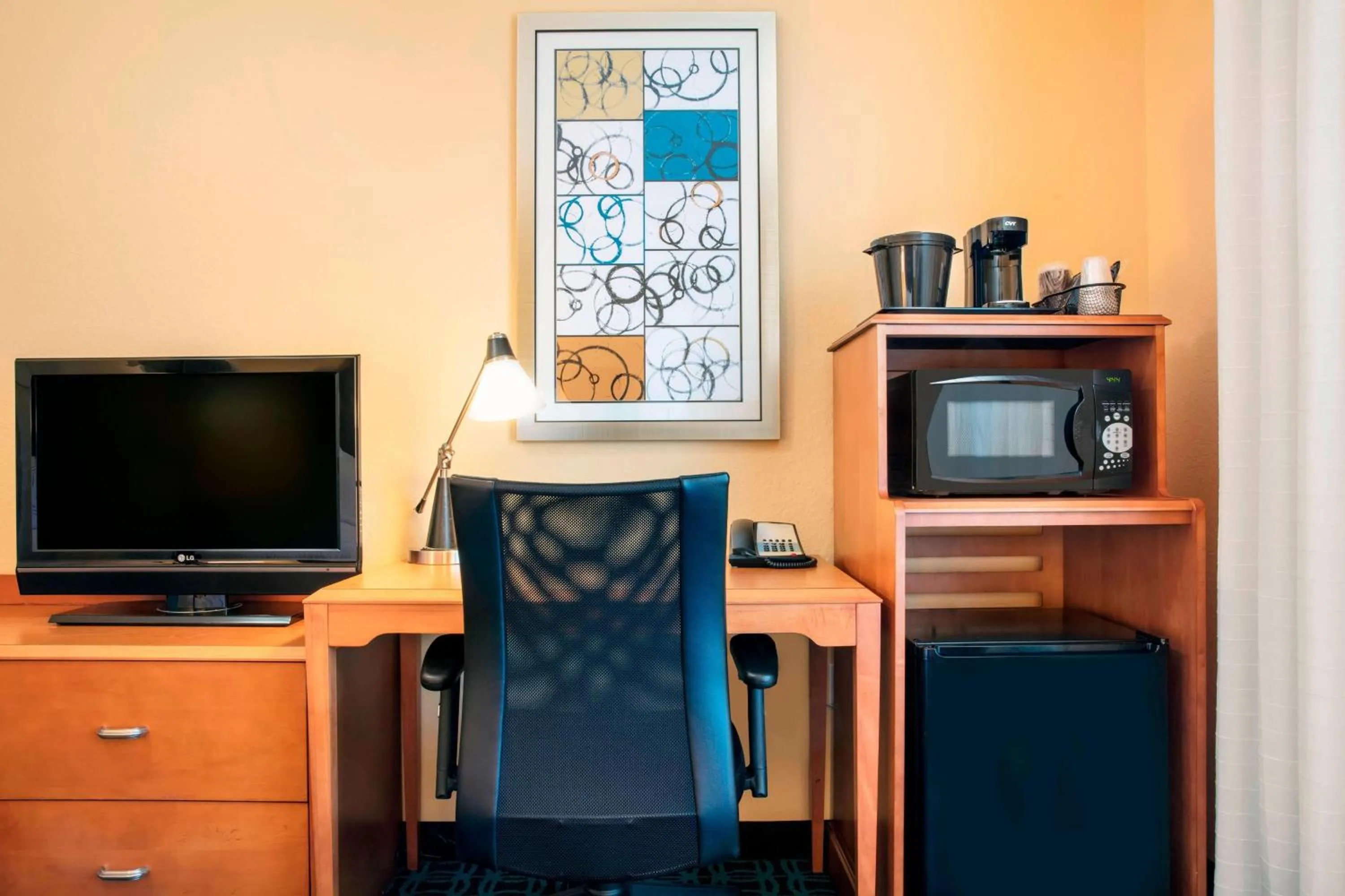 Photo of the whole room in Fairfield Inn and Suites by Marriott Lakeland Plant City