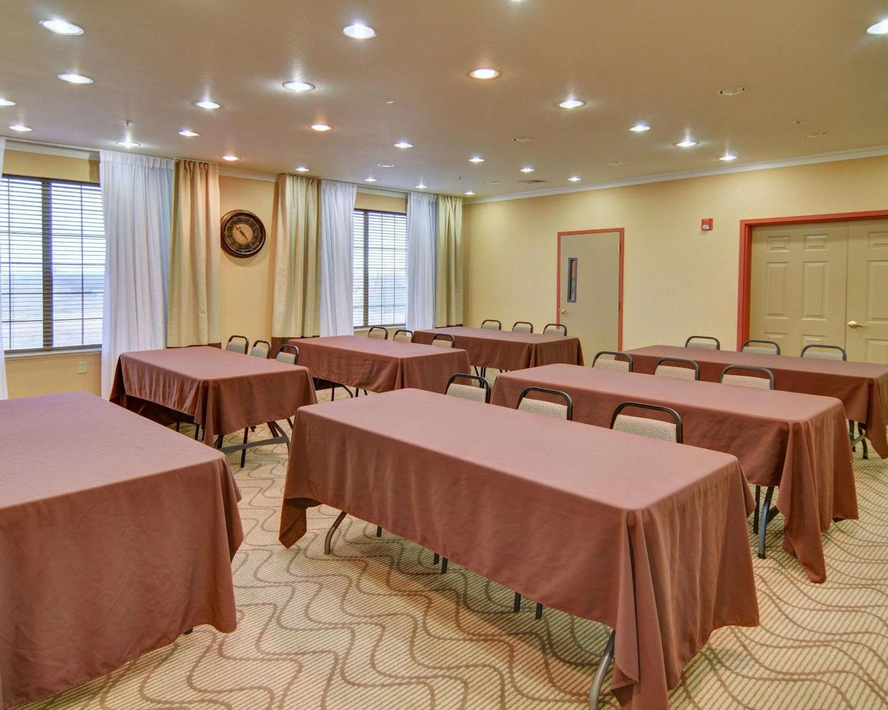 Meeting/conference room in Comfort Suites Roanoke - Fort Worth North