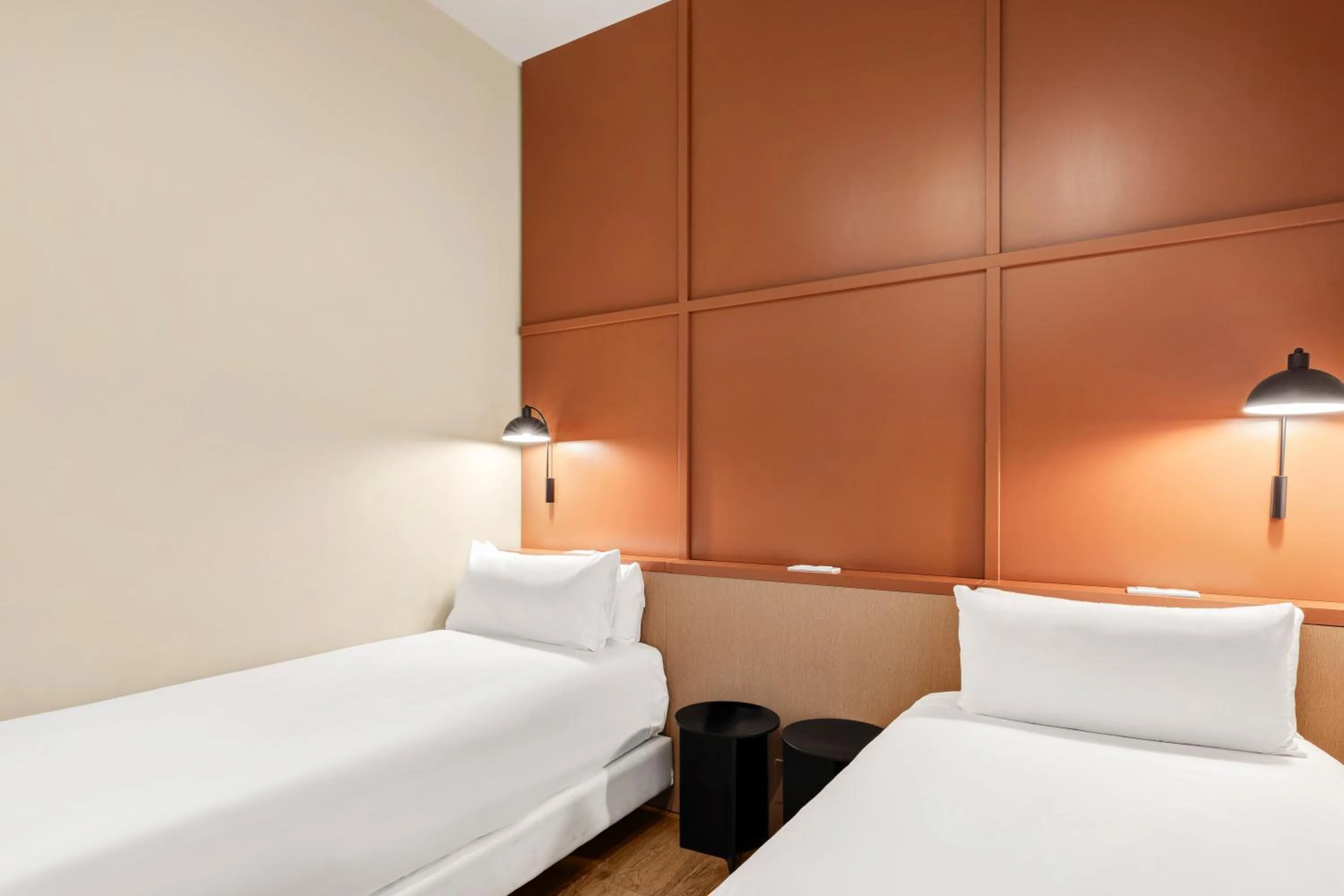 Bed in B&B HOTEL Apartamentos Madrid Centro Fuencarral 46