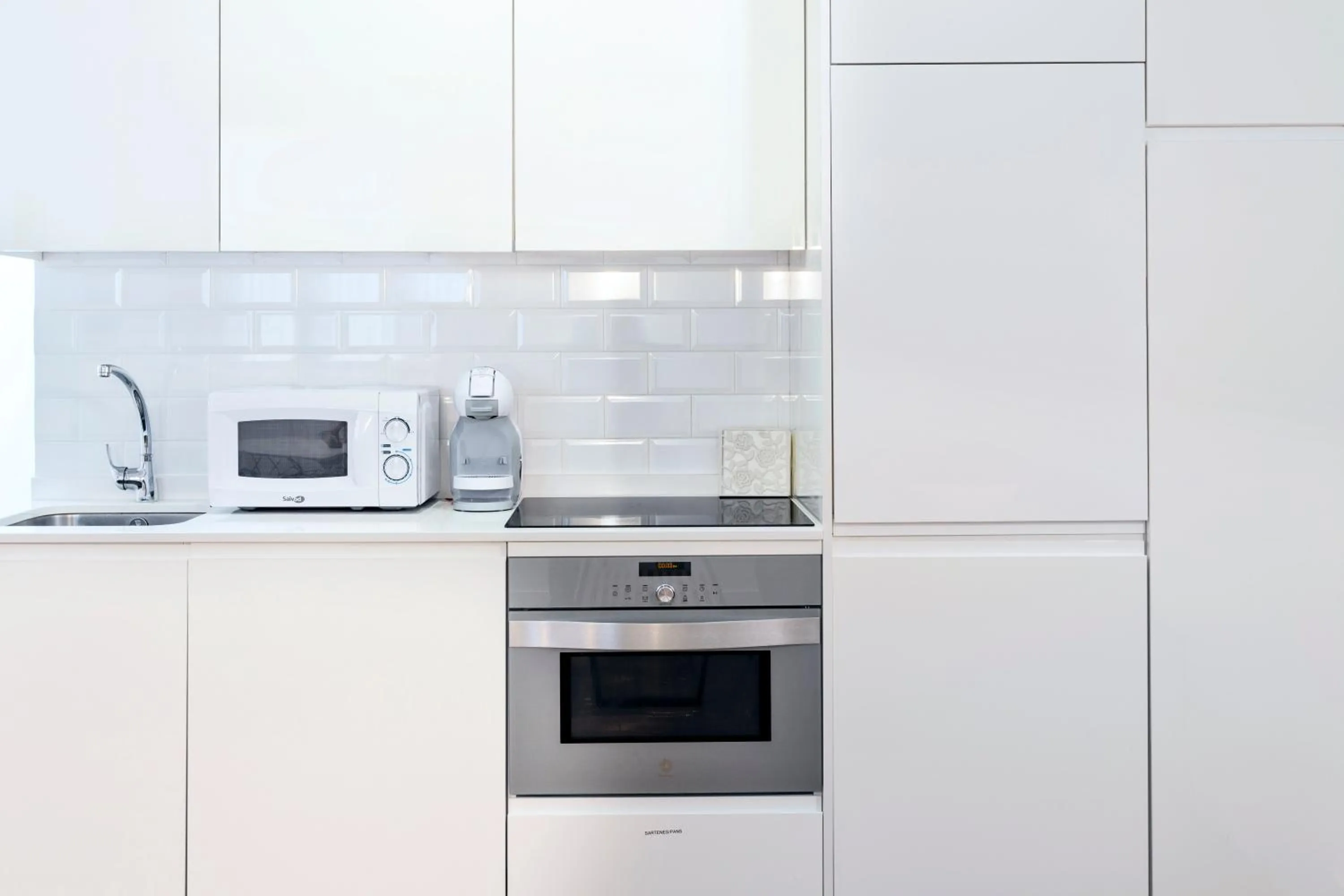 Kitchen or kitchenette in B&B HOTEL Apartamentos Madrid Centro Fuencarral 46