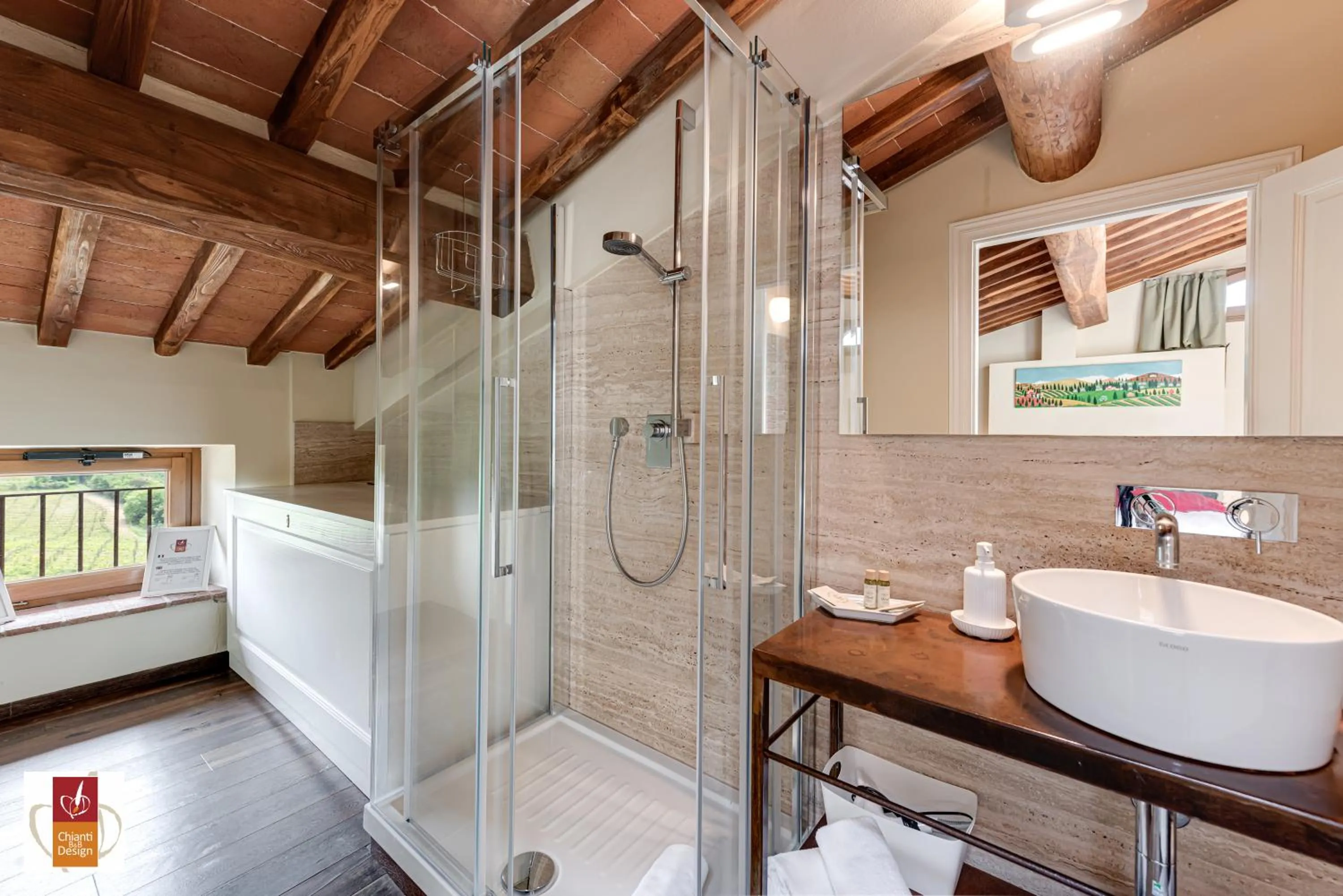 Shower in Chianti B&B Design infinity pool shared