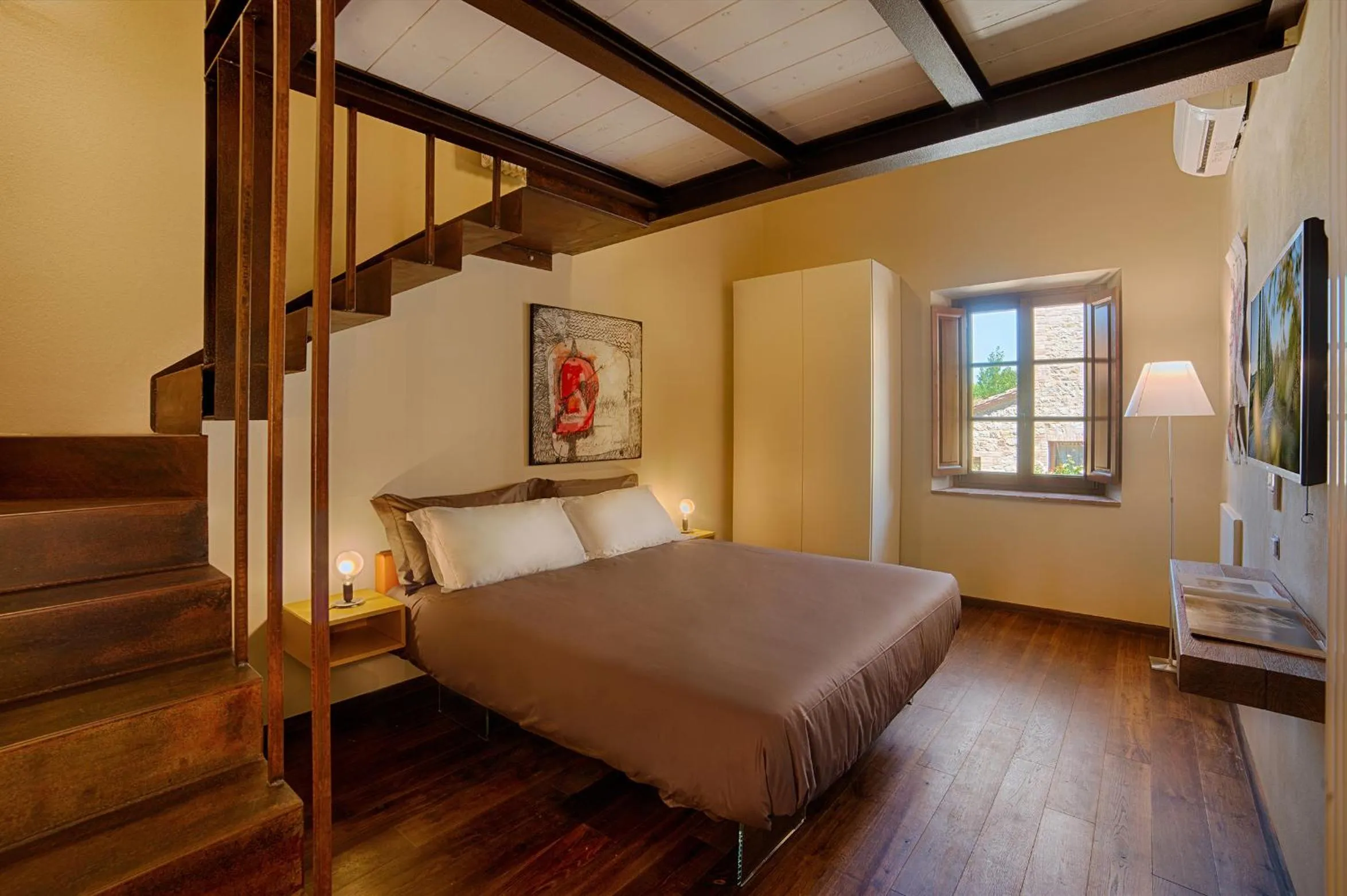 Bed in Chianti B&B Design infinity pool shared