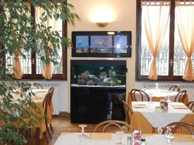 Restaurant/places to eat in Hotel Ristorante La Rampina