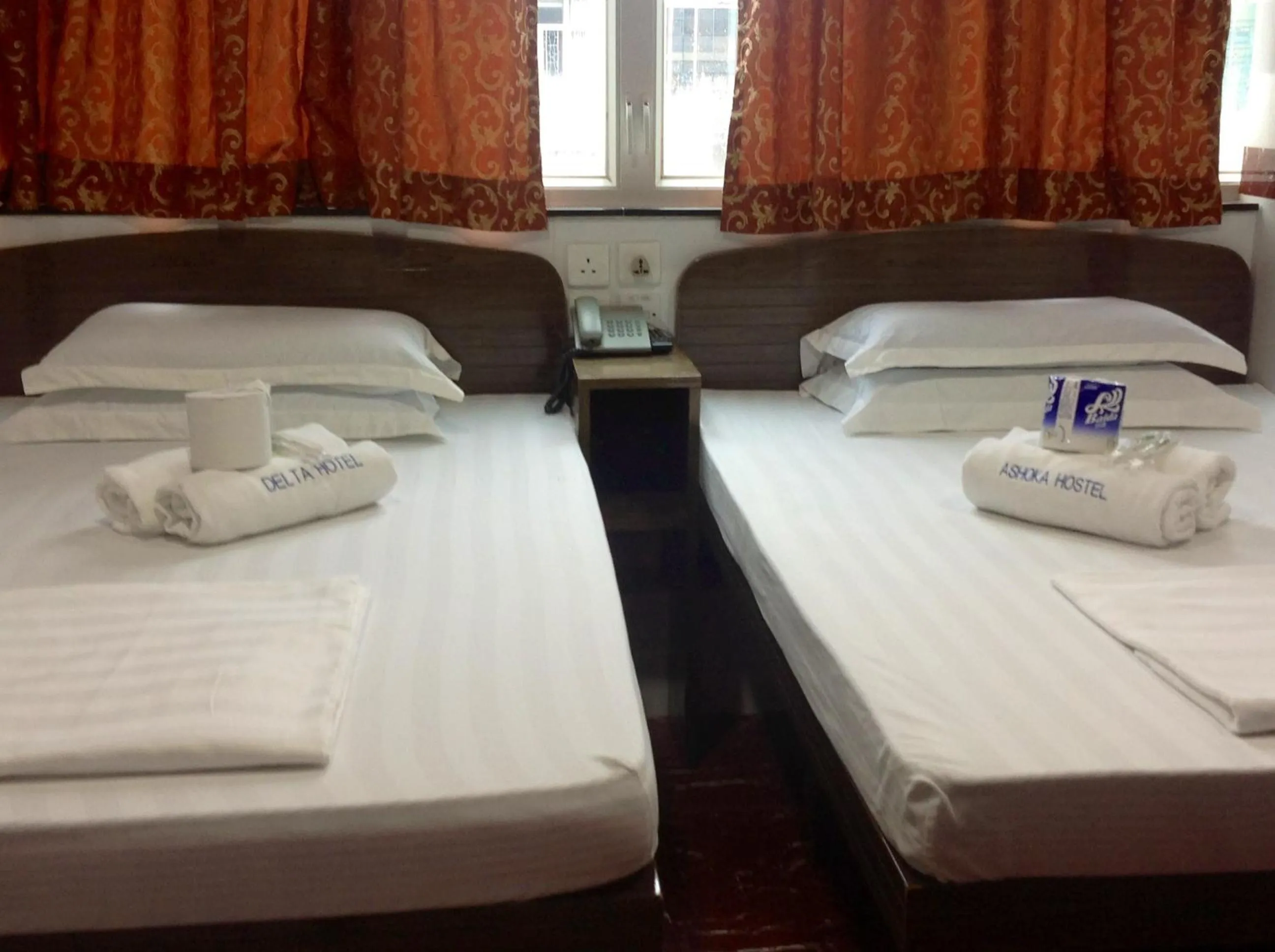 Bedroom, Bed in David Lounge