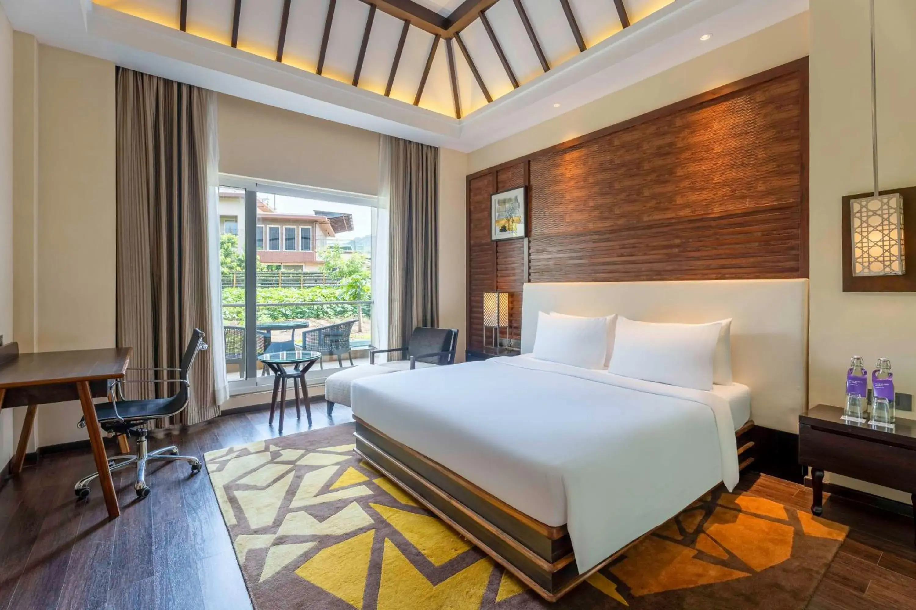 Superior Room with Balcony in Radisson Blu Plaza Resort & Convention Centre Karjat Superior Room with Balcony in Radisson Blu Plaza Resort & Convention Centre Karjat