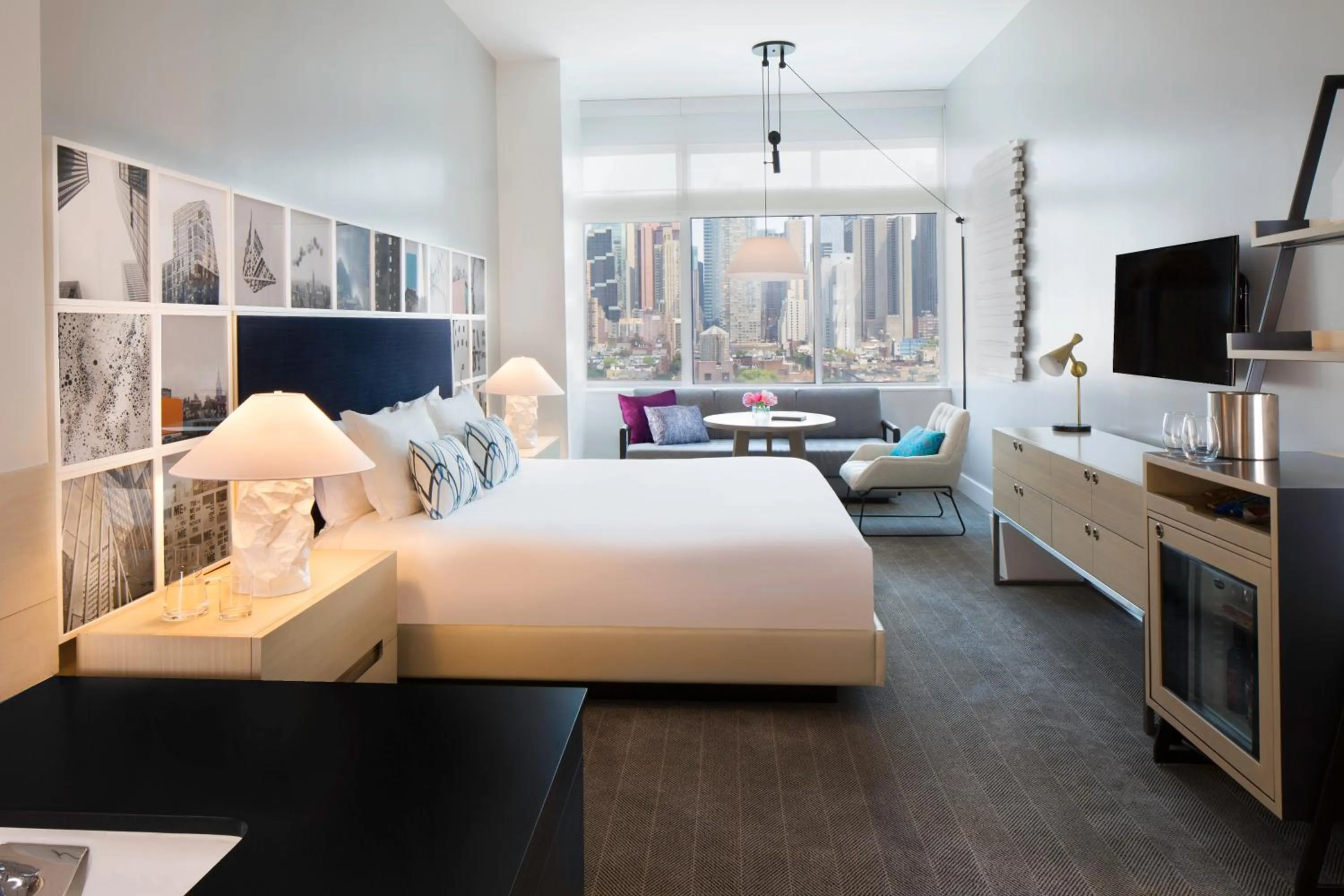 Photo of the whole room, Bed in Ink 48 Hotel