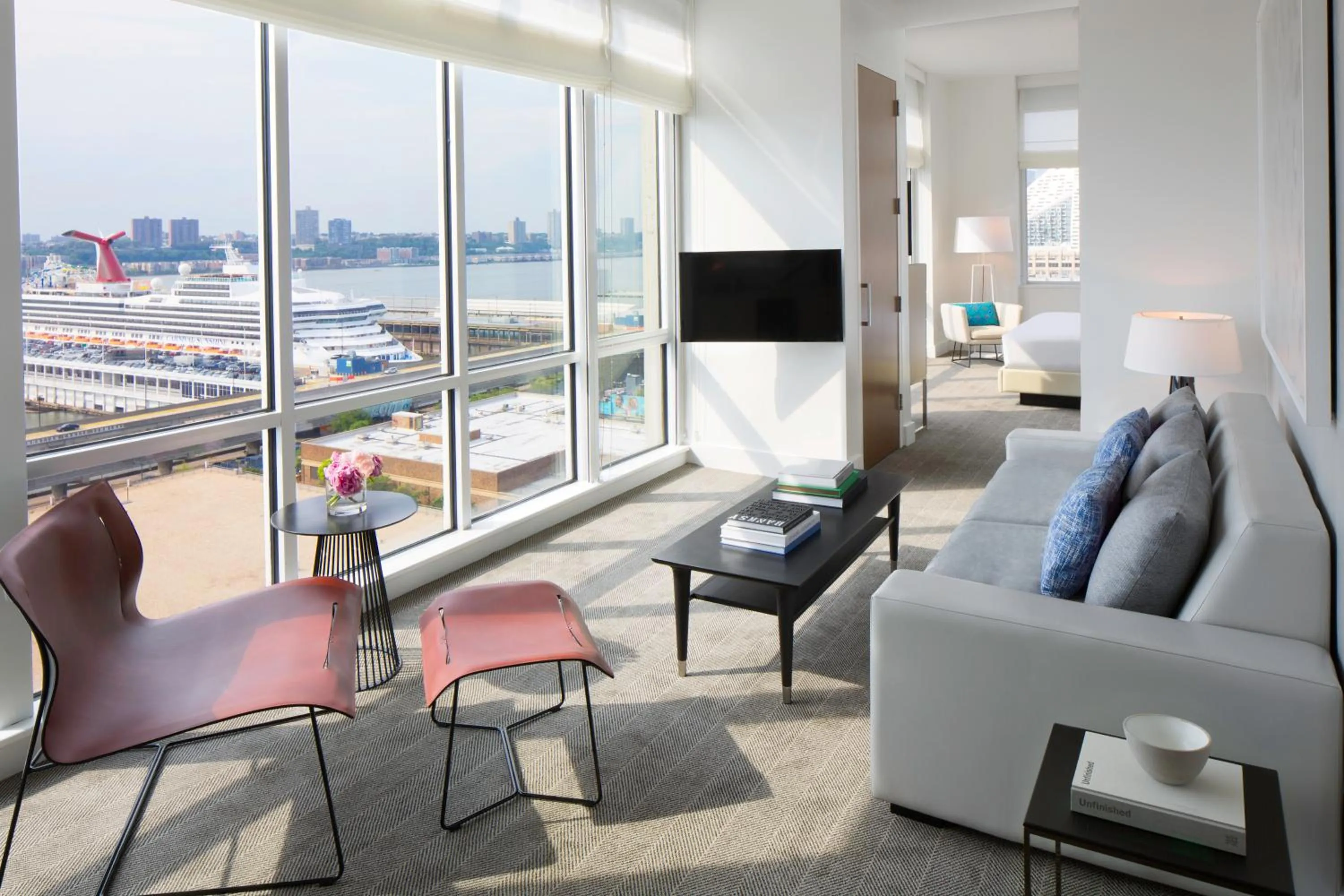 Photo of the whole room in Ink 48 Hotel