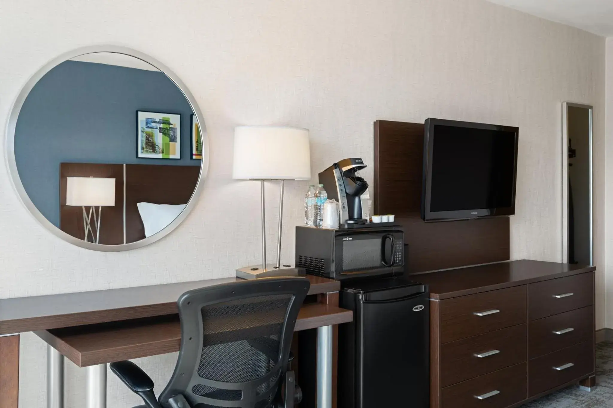 Standard Room in Holiday Inn Sioux Falls-City Center by IHG Standard Room in Holiday Inn Sioux Falls-City Center by IHG