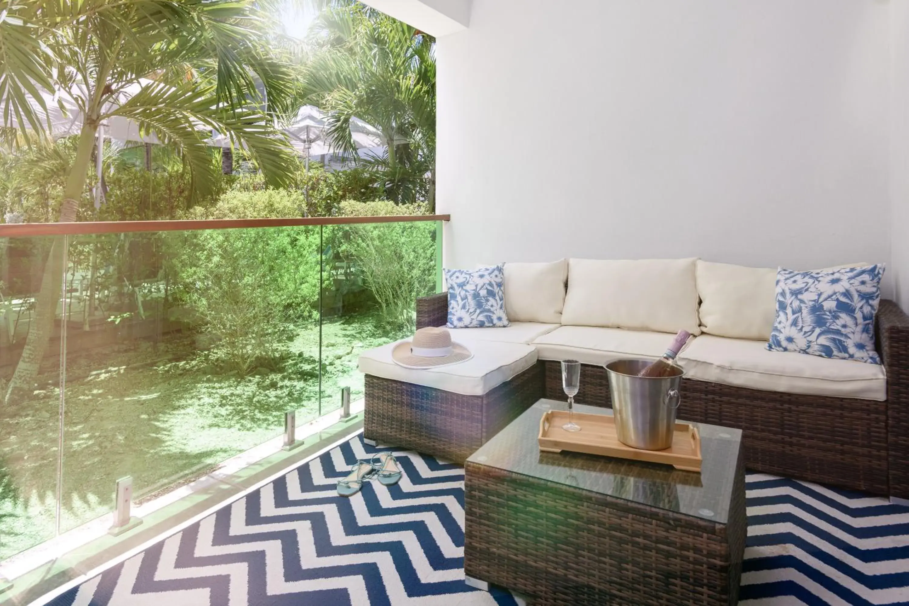 King Studio in The Oasis at Grace Bay King Studio in The Oasis at Grace Bay